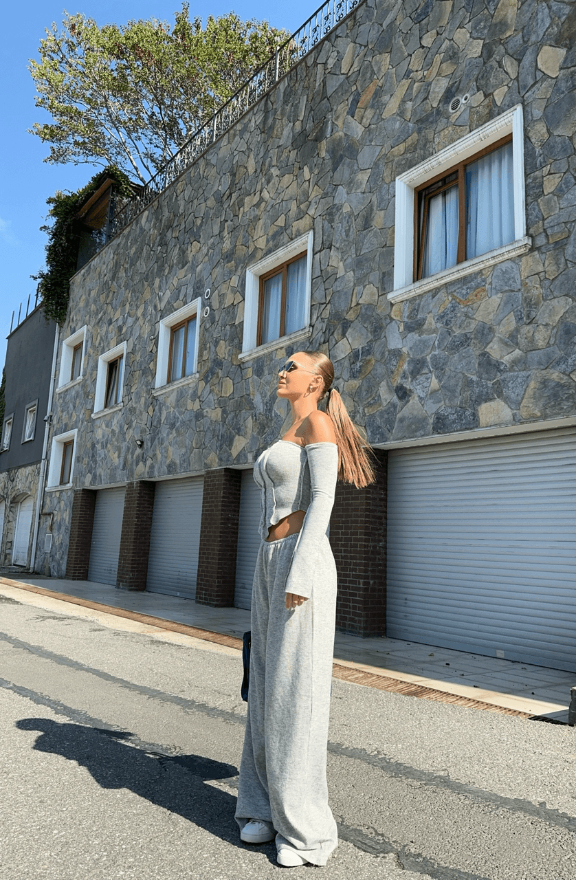 DÜŞÜK OMUZ BLUZ SALAŞ PANTOLON FİTİLLİ GRİ TAKIM