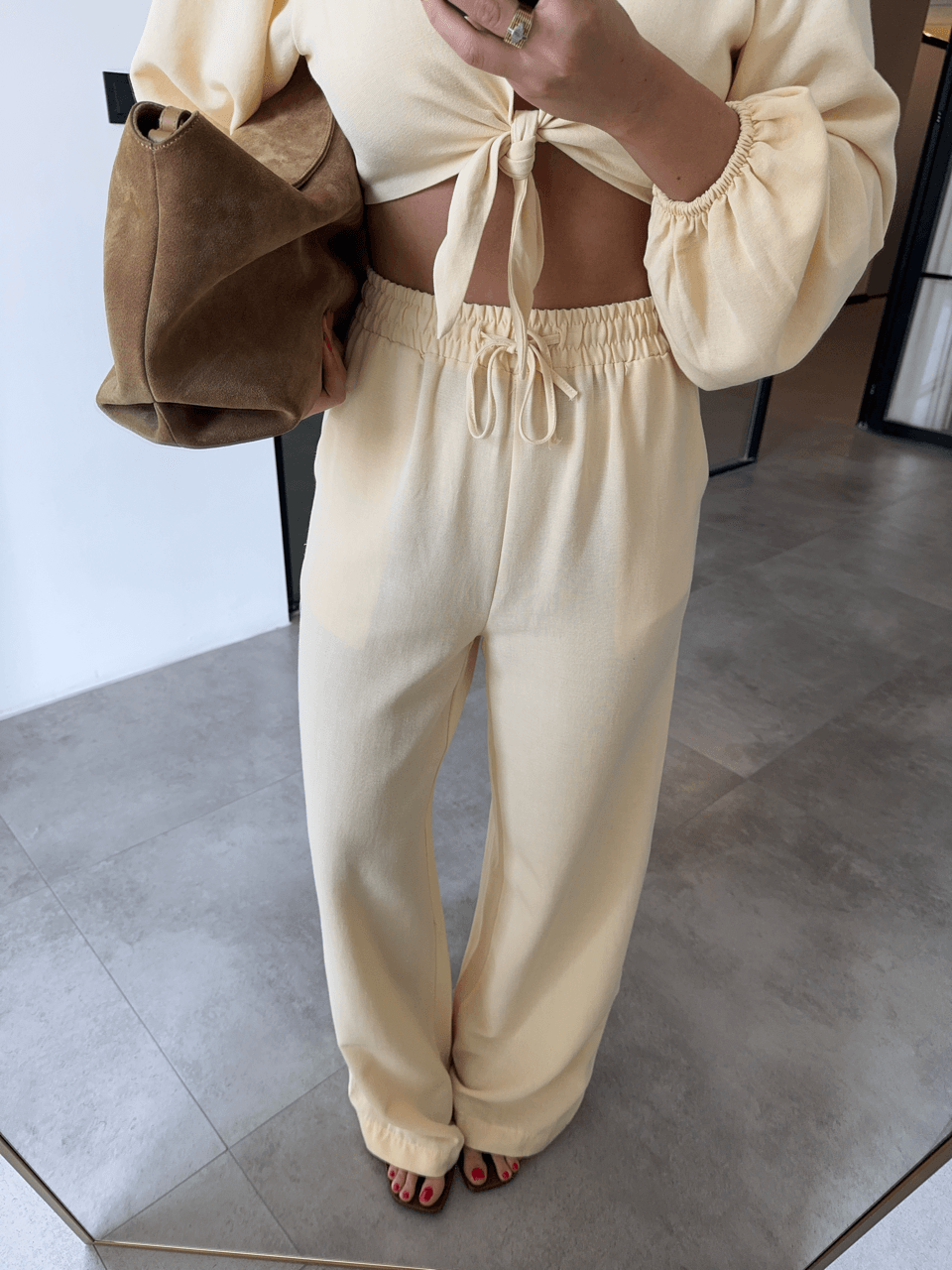 BAĞLAMALI CROP BLUZ PANTOLON SARI KETEN TAKIM
