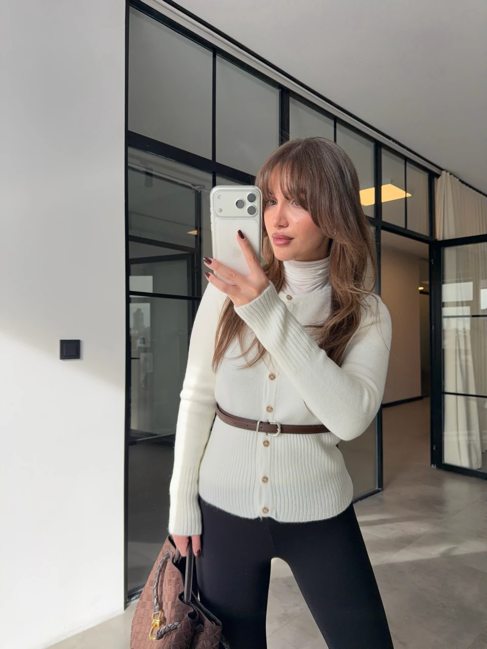 KEMERLİ DÜĞMELİ TRİKO KAZAK