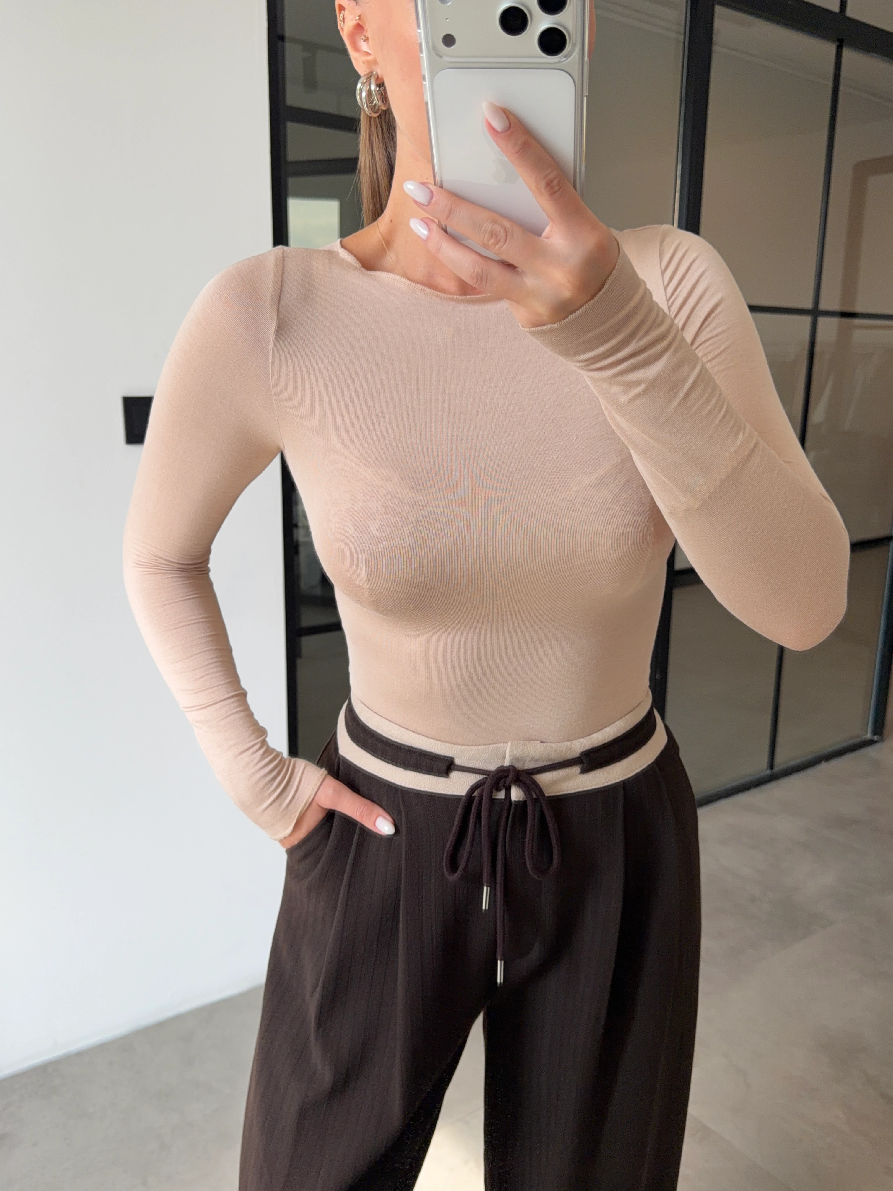 KAYIK YAKA BEJ RENGİ TRANSPARAN BLUZ