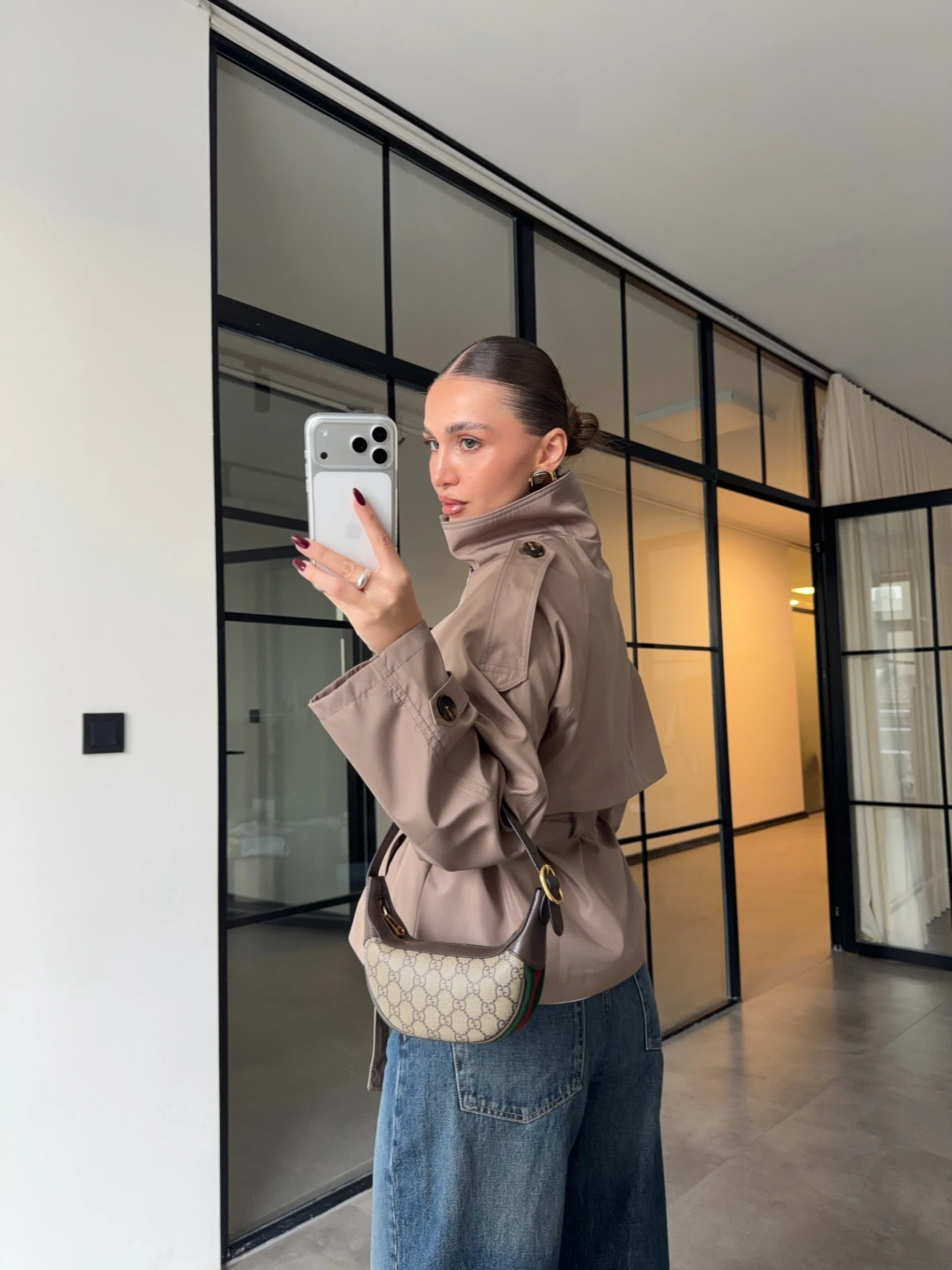 DİK YAKA CAMEL TRENÇKOT