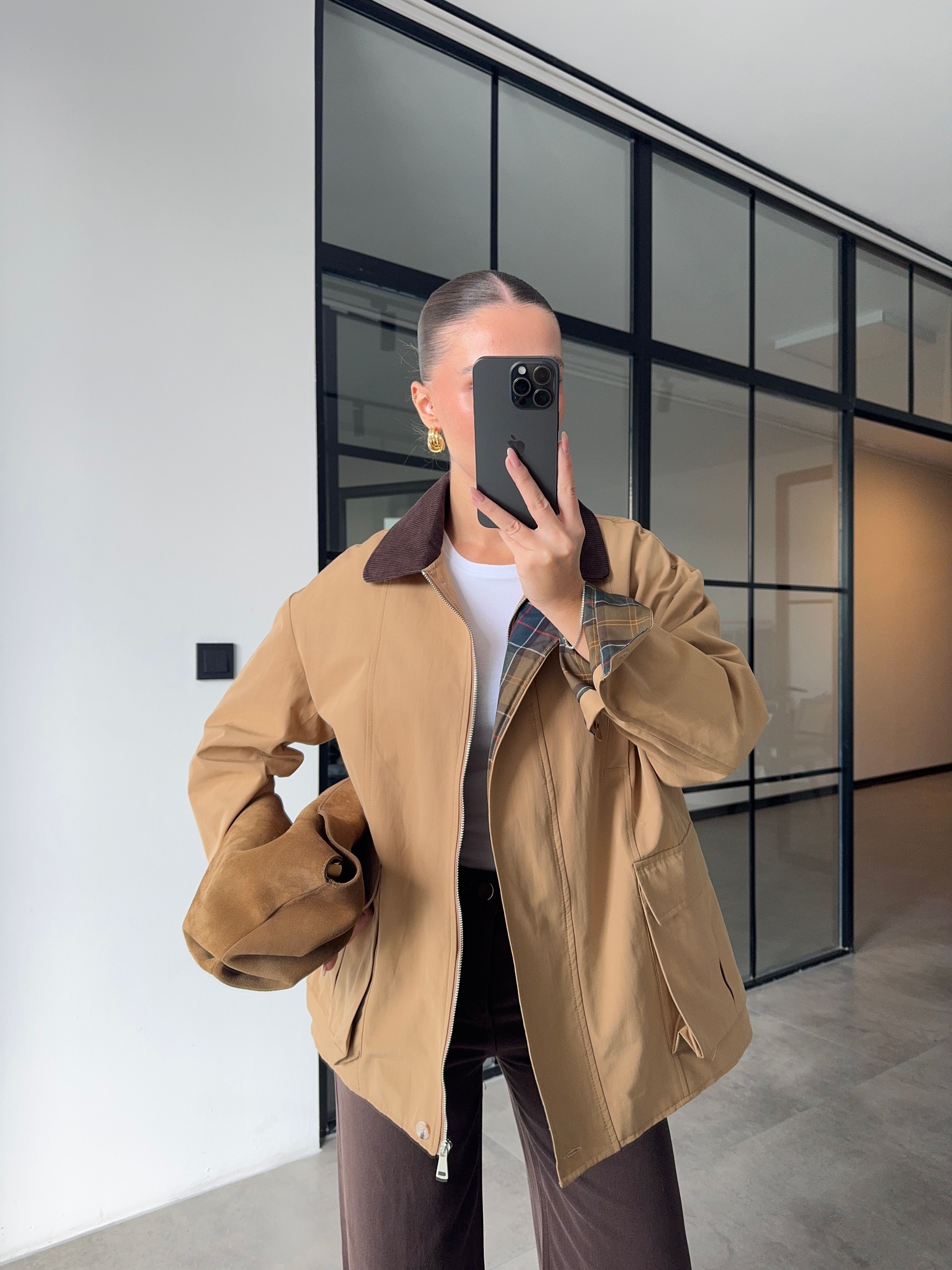 KADİFE YAKALI EKOSE ASTARLI CAMEL CEKET