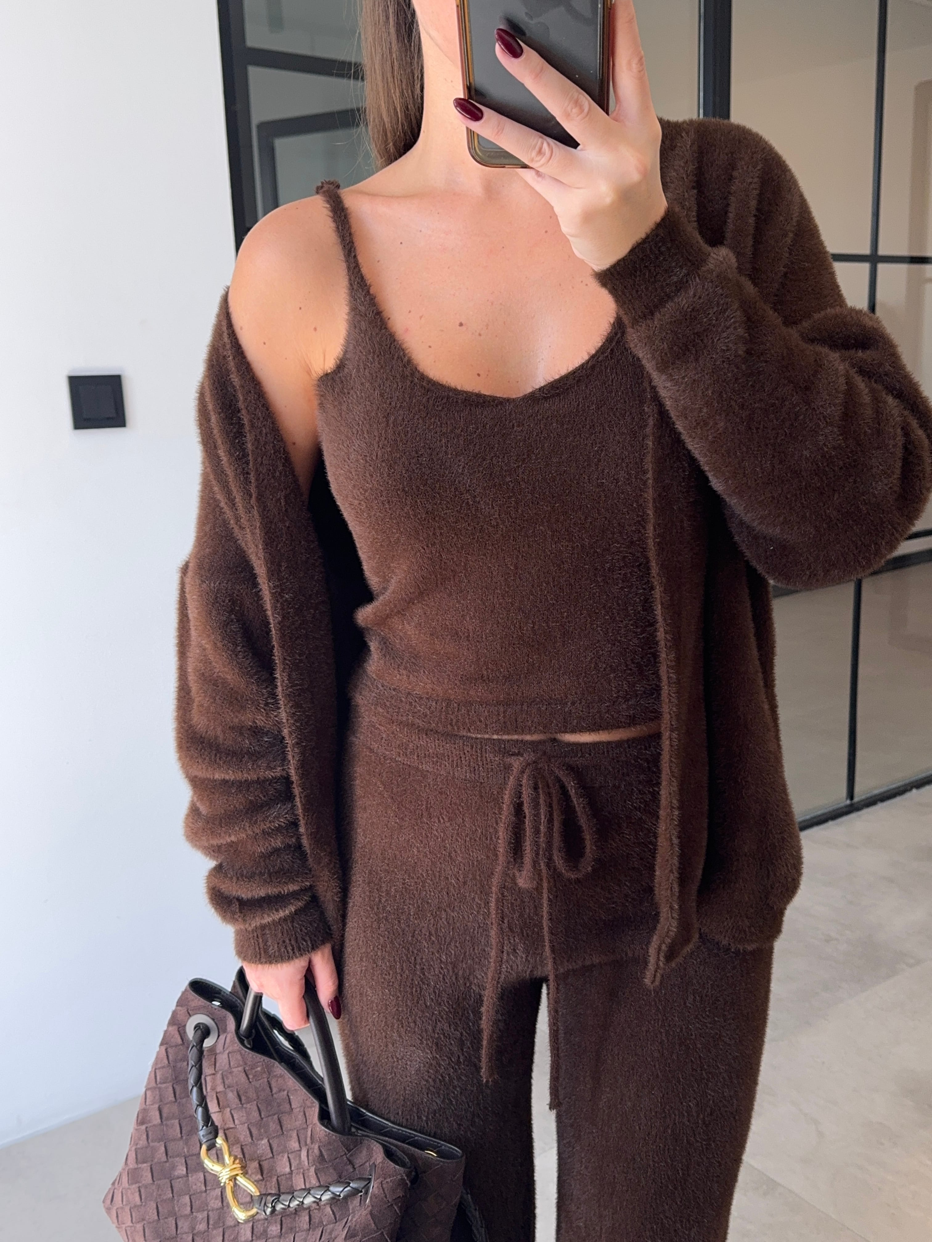 PELUŞ DOKULU 3'LÜ KAHVERENGİ TAKIM