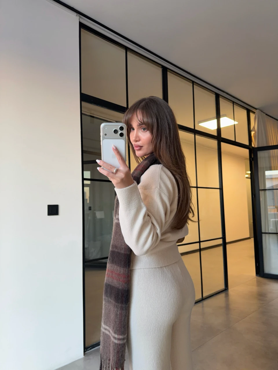 BEJ RENGİ BİSİKLET YAKA DÜĞMELİ HIRKA PANTOLON TRİKO TAKIM