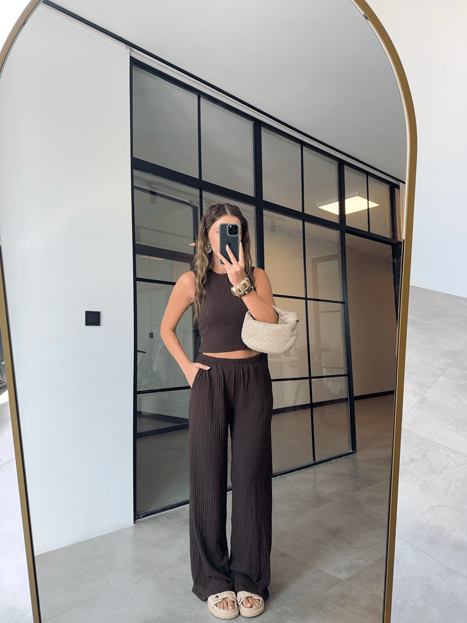 DOKULU BLUZ PANTOLON KAHVERENGİ TAKIM