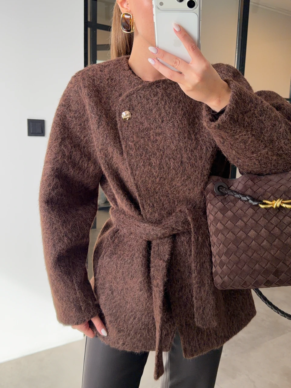 GOLD DÜĞMELİ KAHVERENGİ KISA KAŞE KABAN