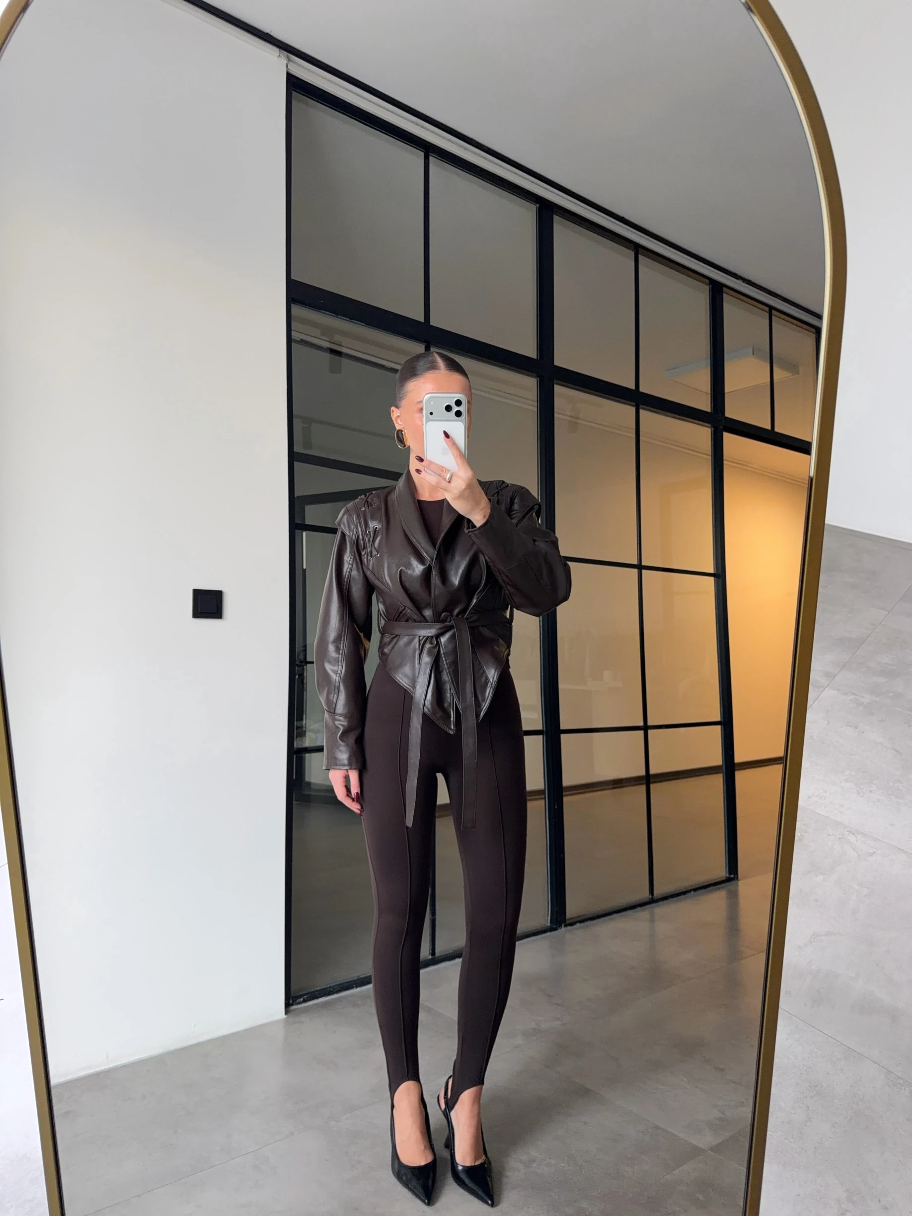 OMUZ DETAYLI MİLAN ACI KAHVE DERİ CEKET