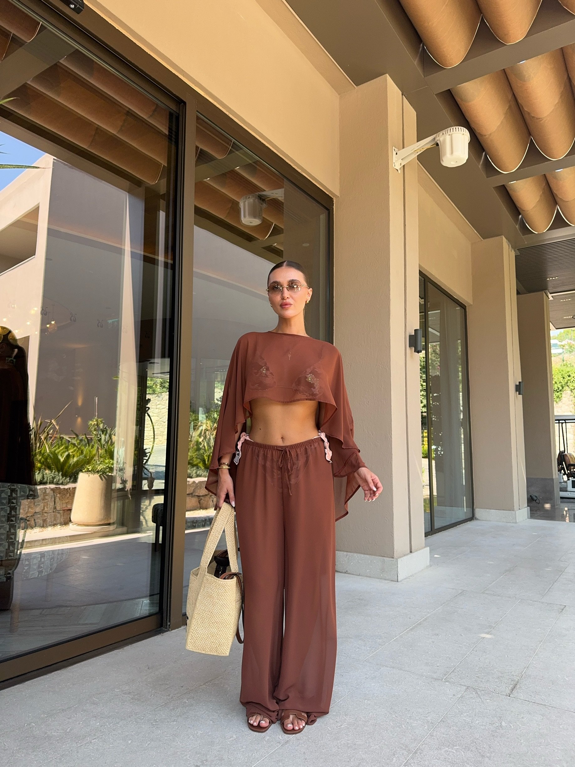 IRIS BROWN SET