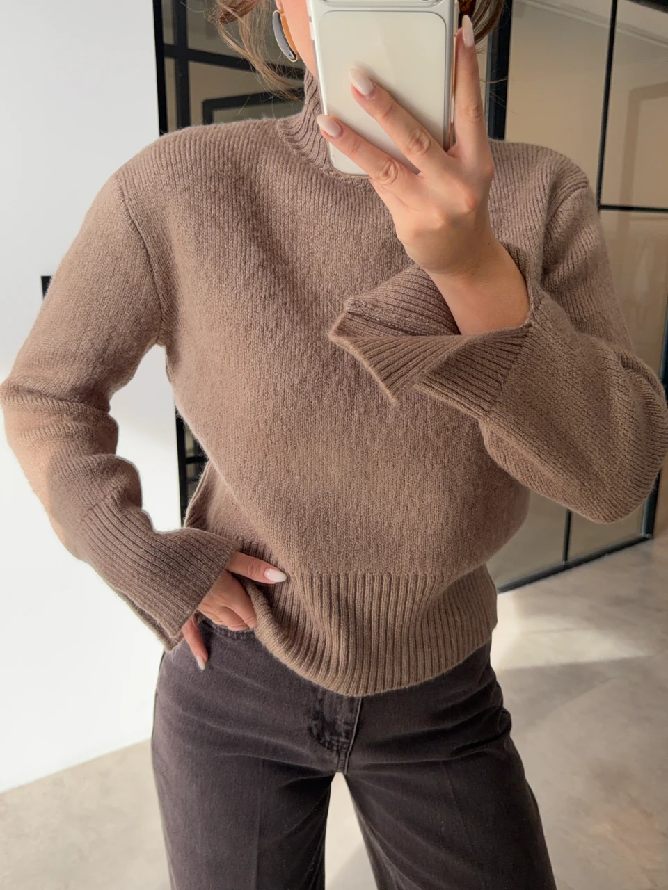 KOLU YIRTMAÇLI BOĞAZLI VİZON KAZAK