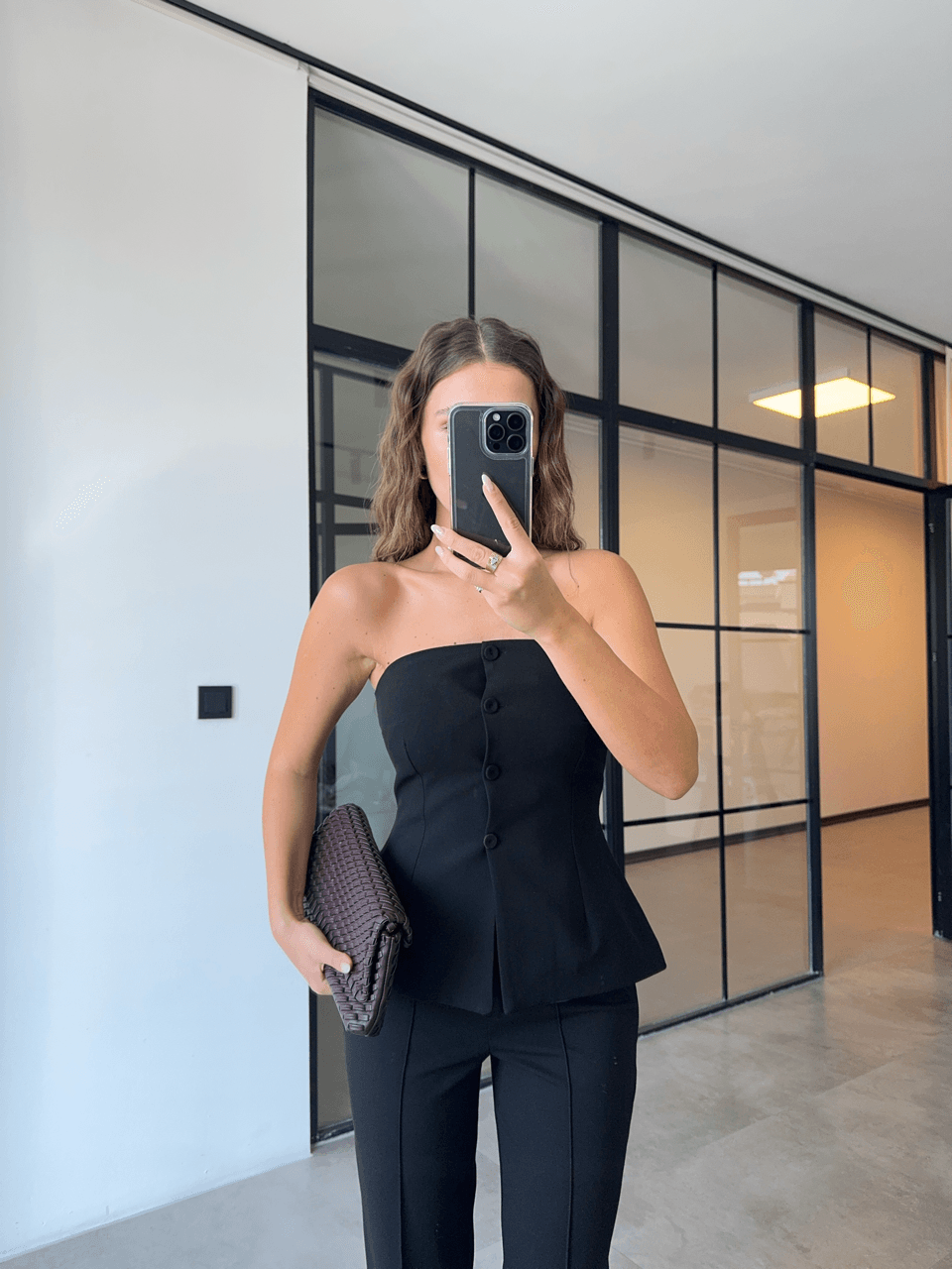 SİYAH STRAPLEZ BLUZ ÇIMALI PANTOLON TAKIM