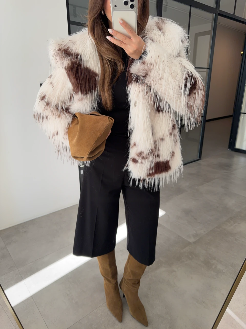 KAHVERENGİ DESENLİ KÜRK