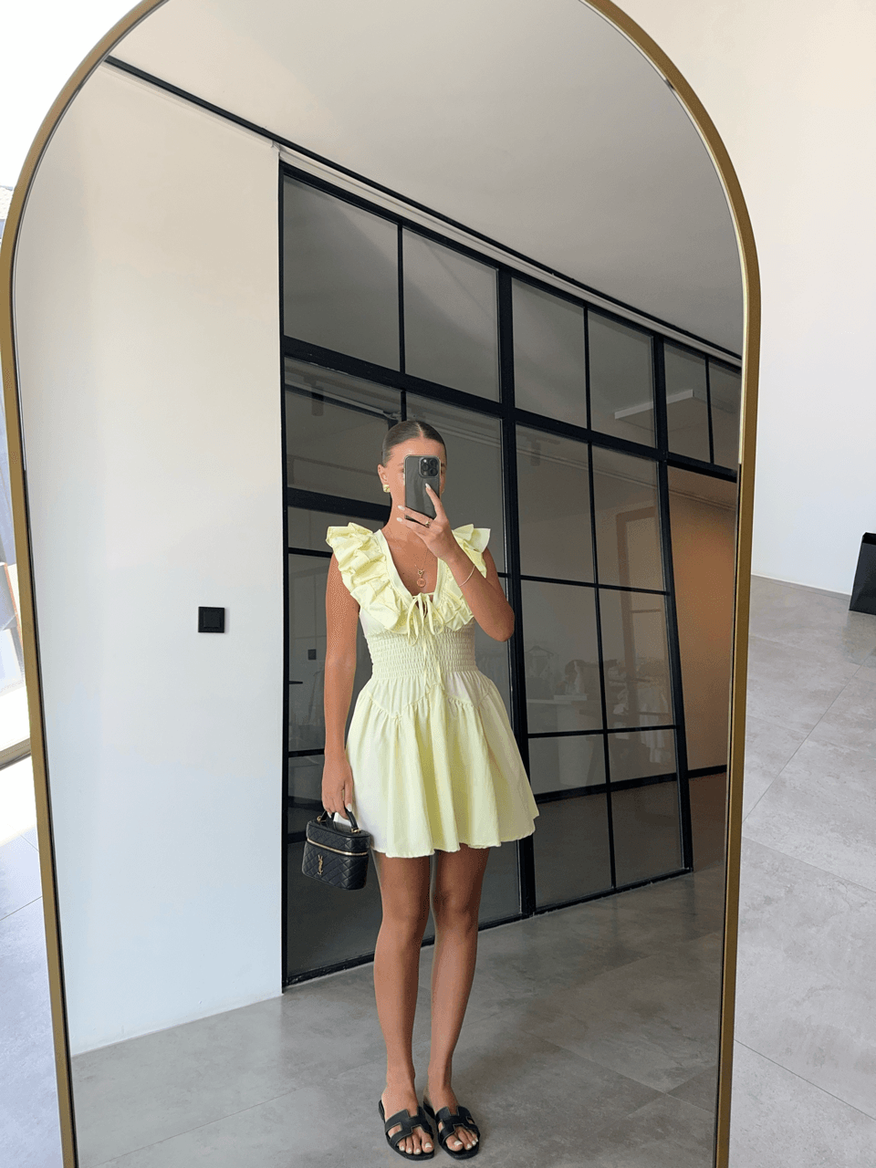 YELLOW MINI DRESS WITH FRILLED COLLAR