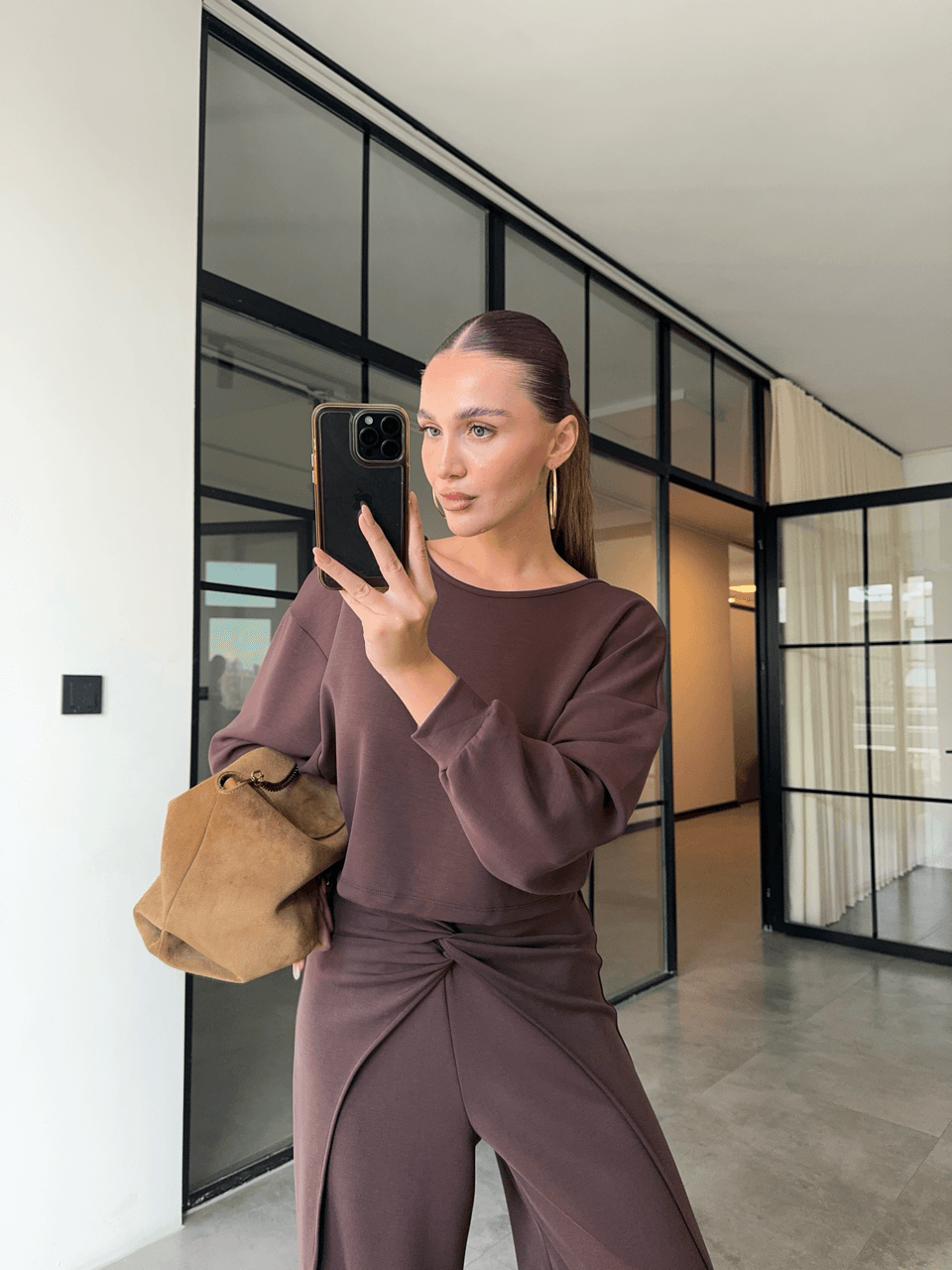 SIRT DEKOLTELİ SWEAT DÜĞÜMLÜ PANTOLON KAHVERENGİ MODAL TAKIM