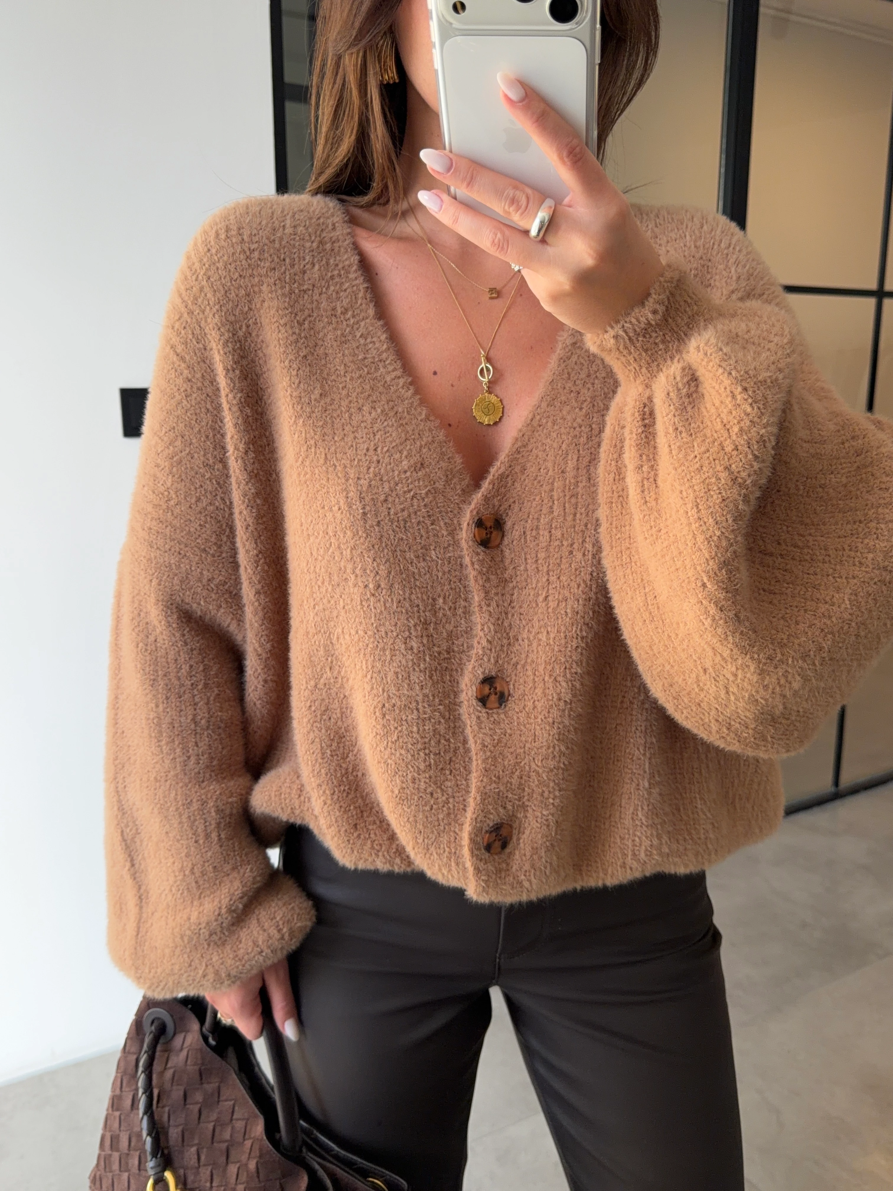 YUMOŞ DOKULU BALON KOL CAMEL HIRKA