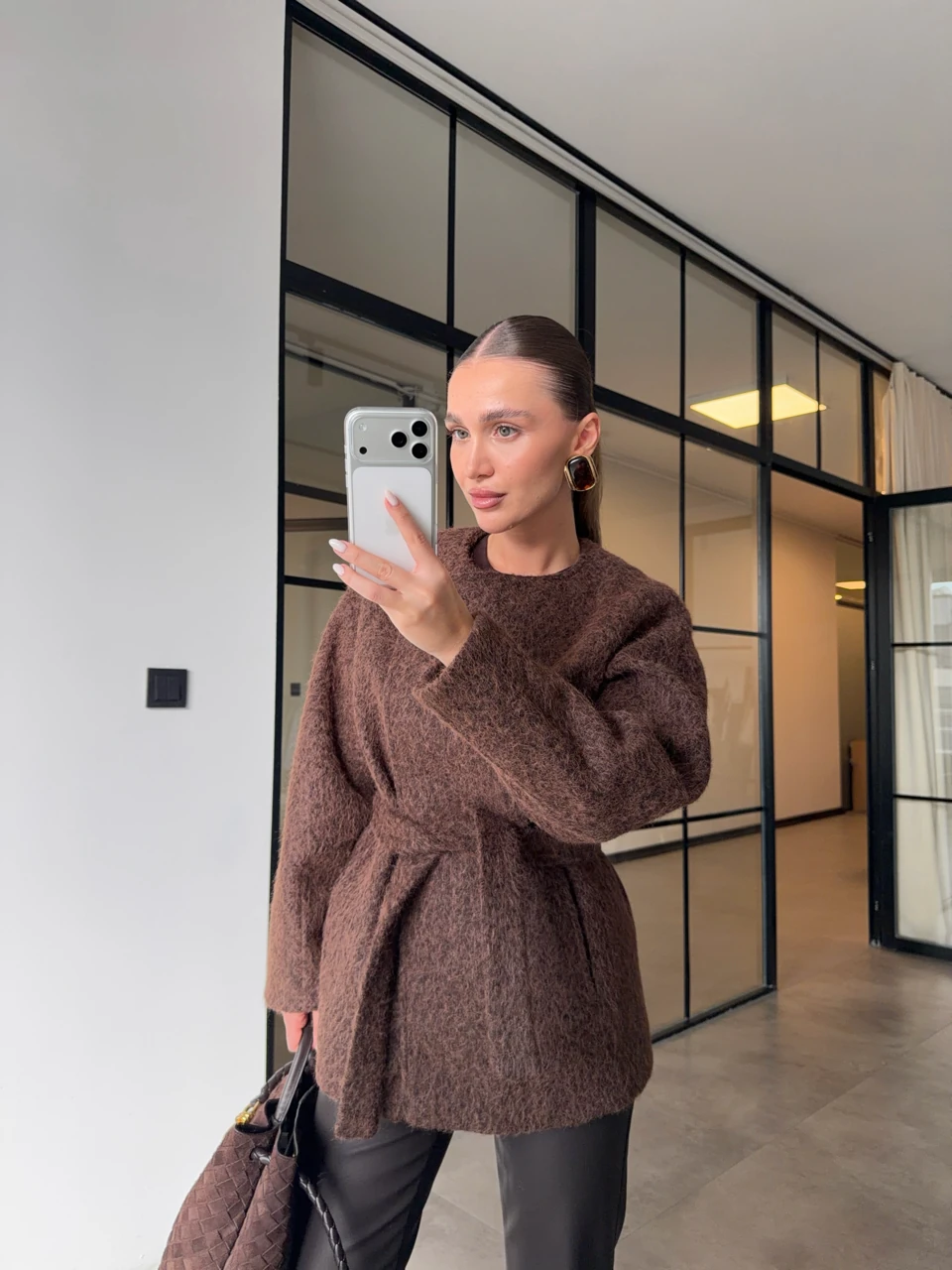 GOLD DÜĞMELİ KAHVERENGİ KISA KAŞE KABAN