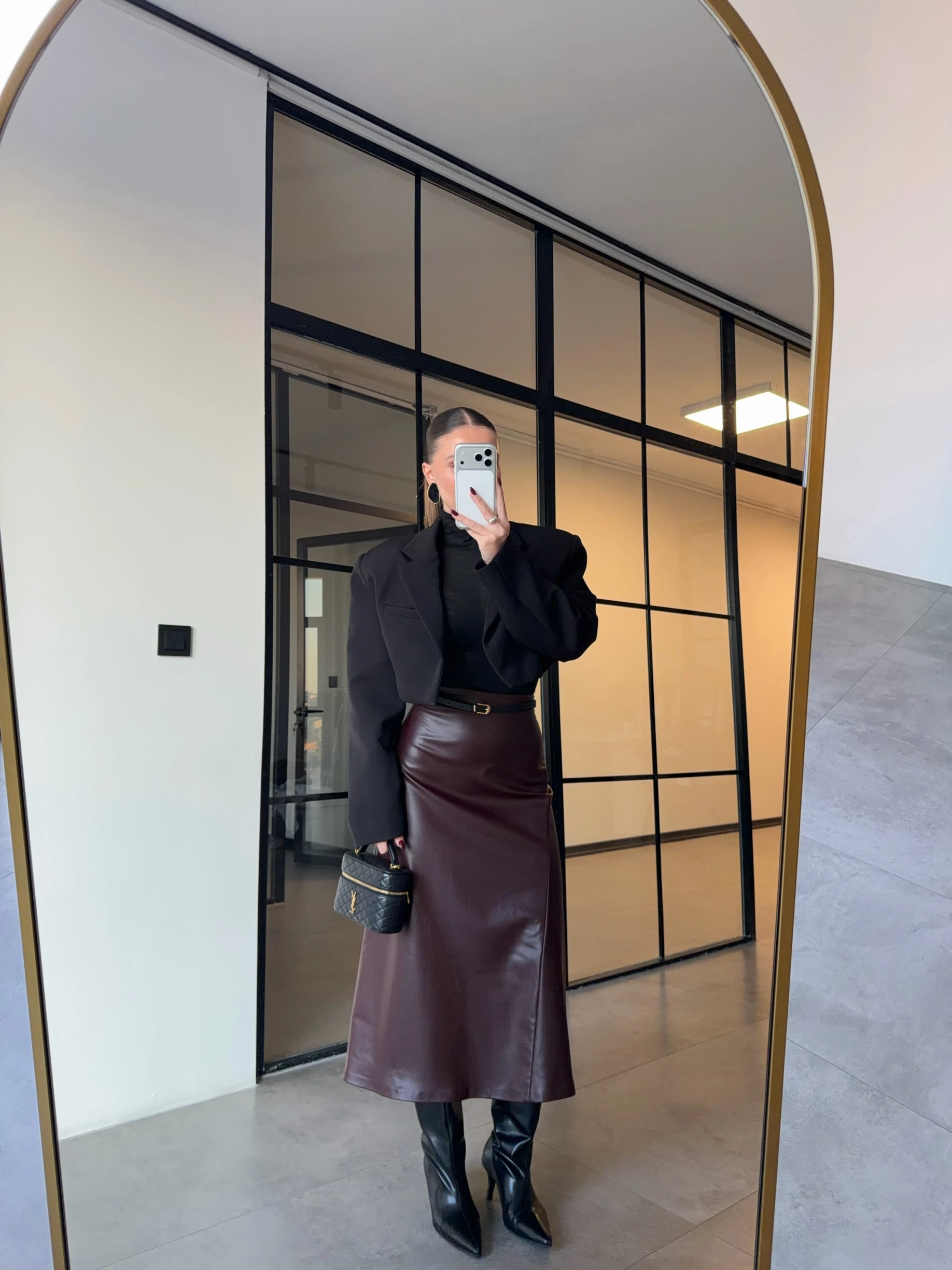 KEMERLİ MAXİ BORDO DERİ ETEK