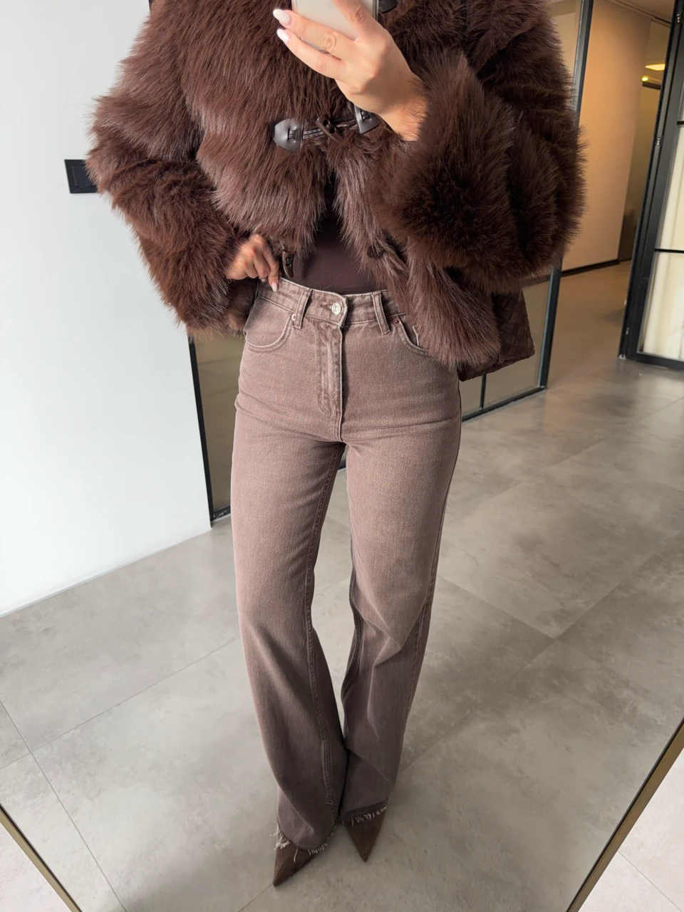 KESİK PAÇA KAHVE YIKAMALI JEAN