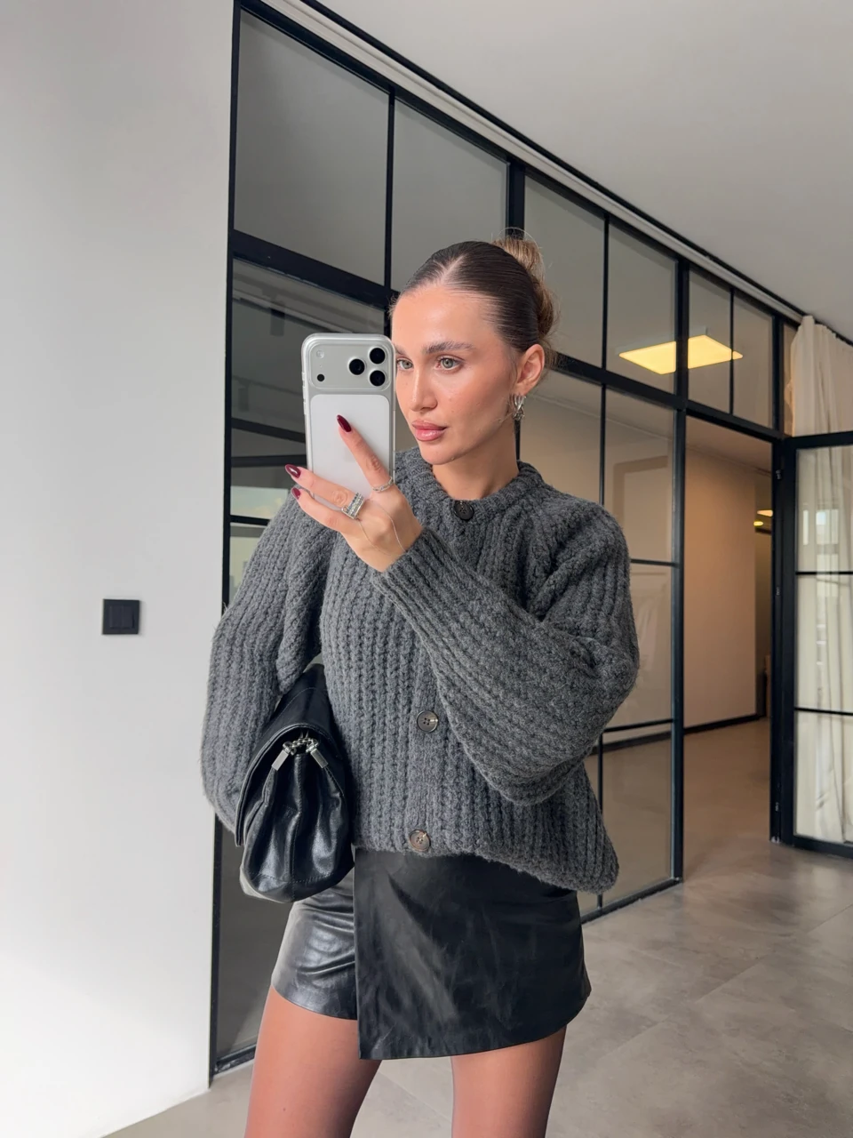 DÜĞMELİ SELANİK ÖRGÜ ANTRASİT HIRKA