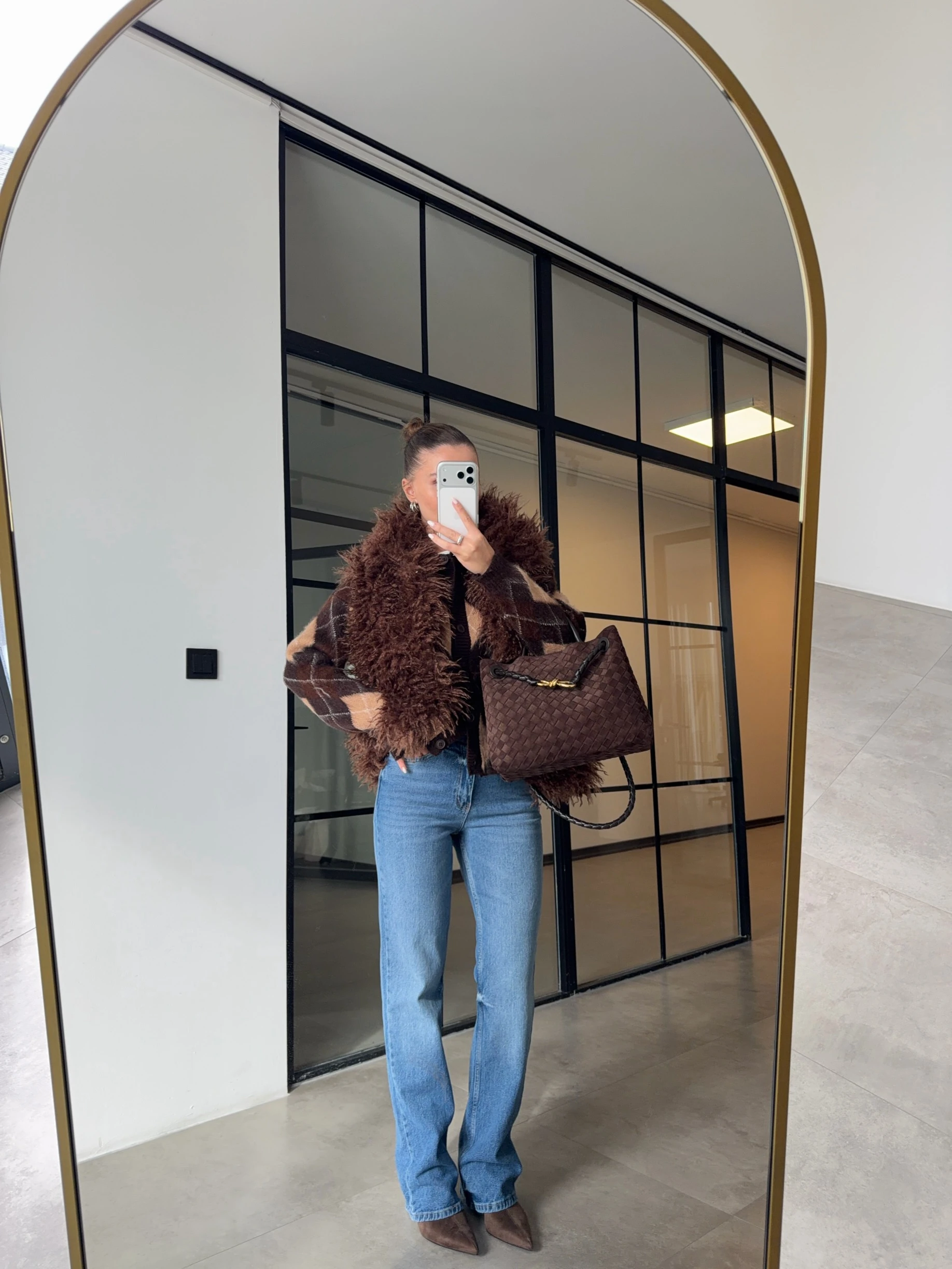 KAHVERENGİ PELUŞ KÜRK YELEK