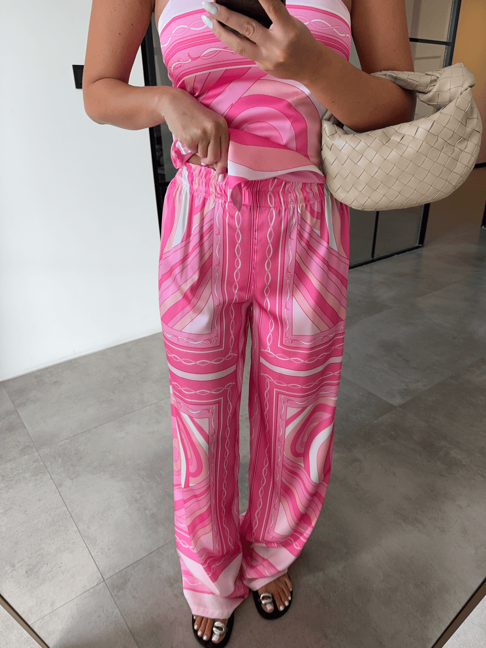 PEMBE SIRT BAĞLAMALI ASKILI SATEN BLUZ PANTOLON TAKIM