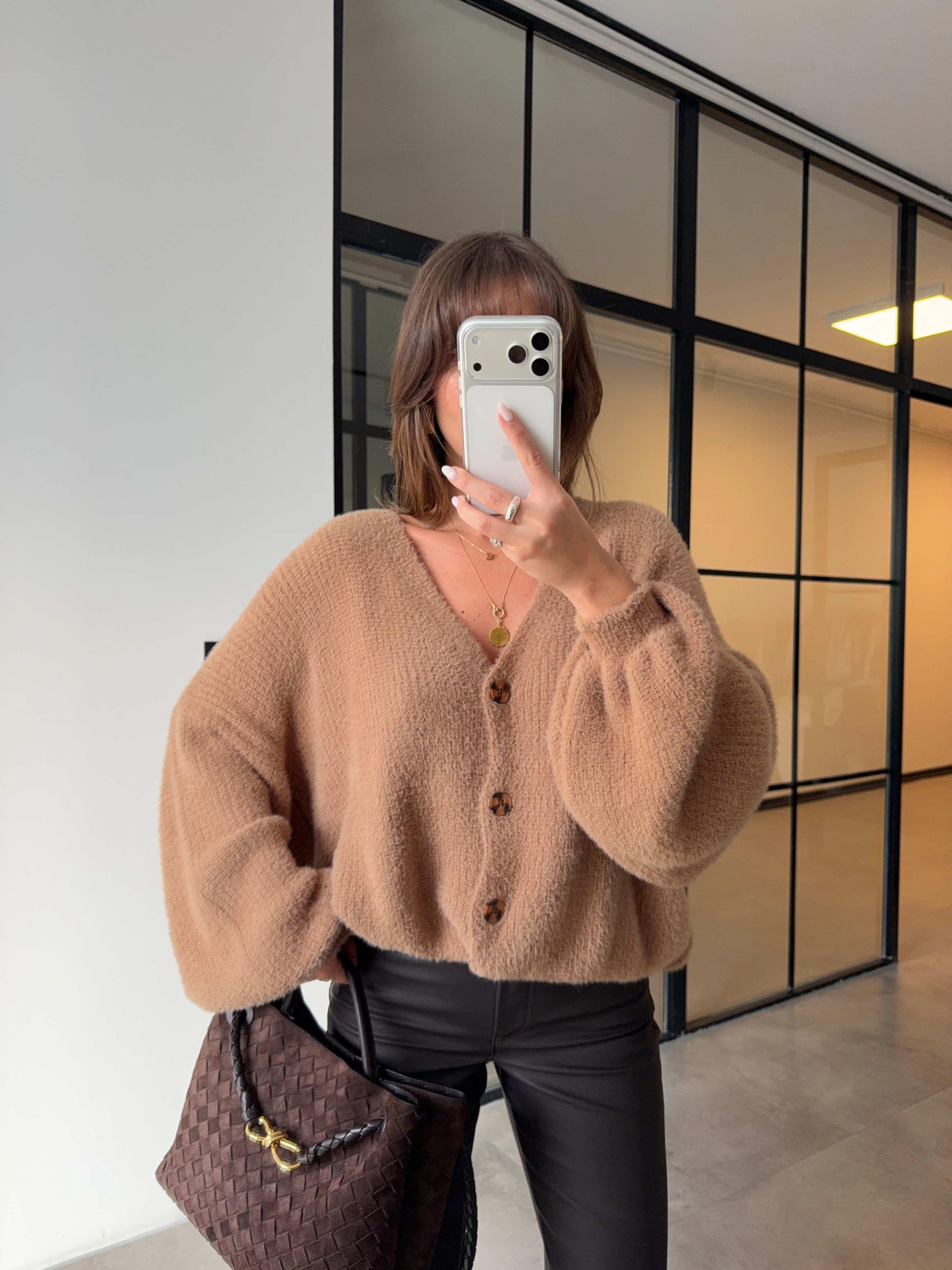 YUMOŞ DOKULU BALON KOL CAMEL HIRKA