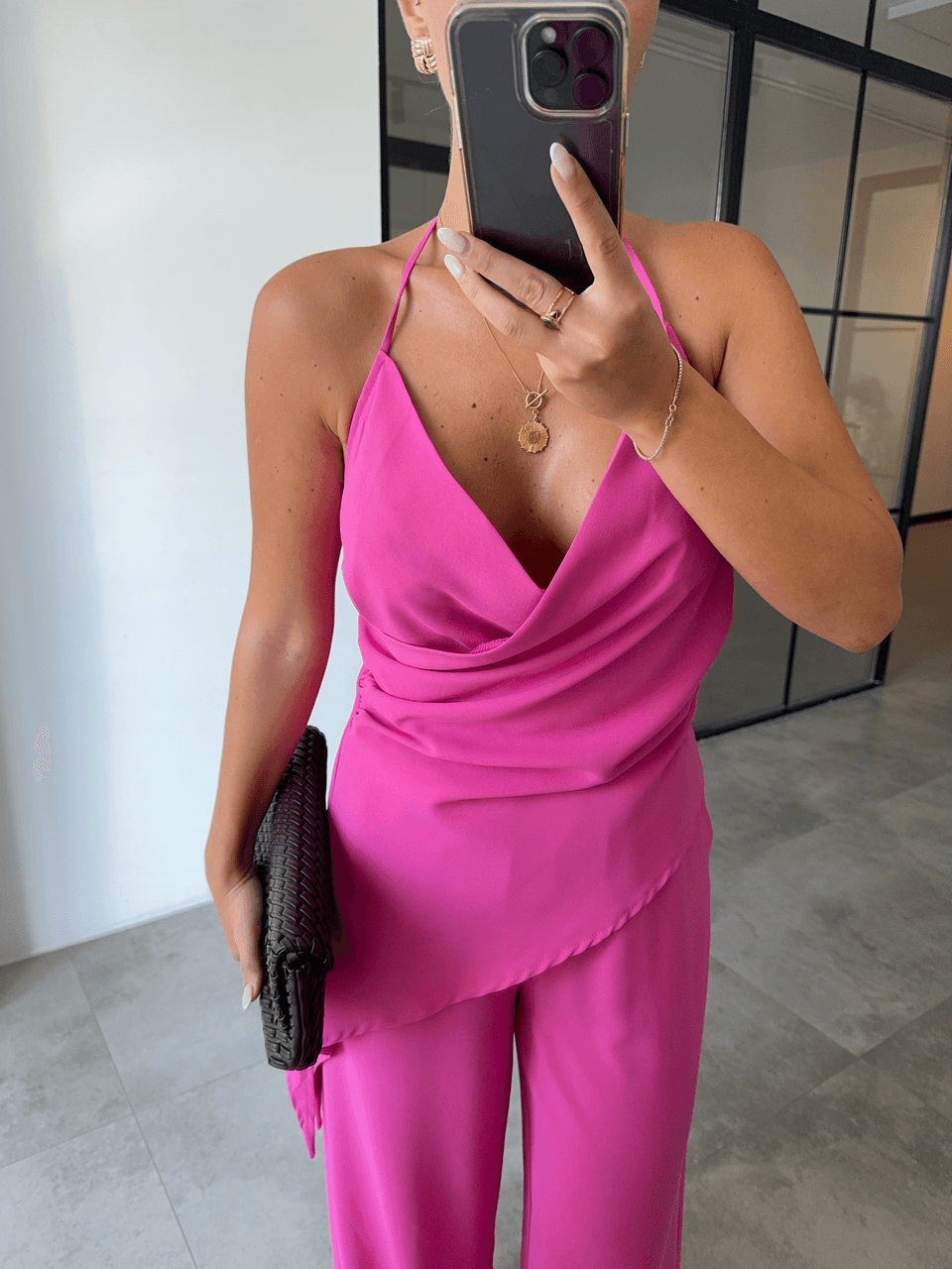 SHOULDER-CUT ASYMMETRIC BLOUSE TROUSERS PINK SET