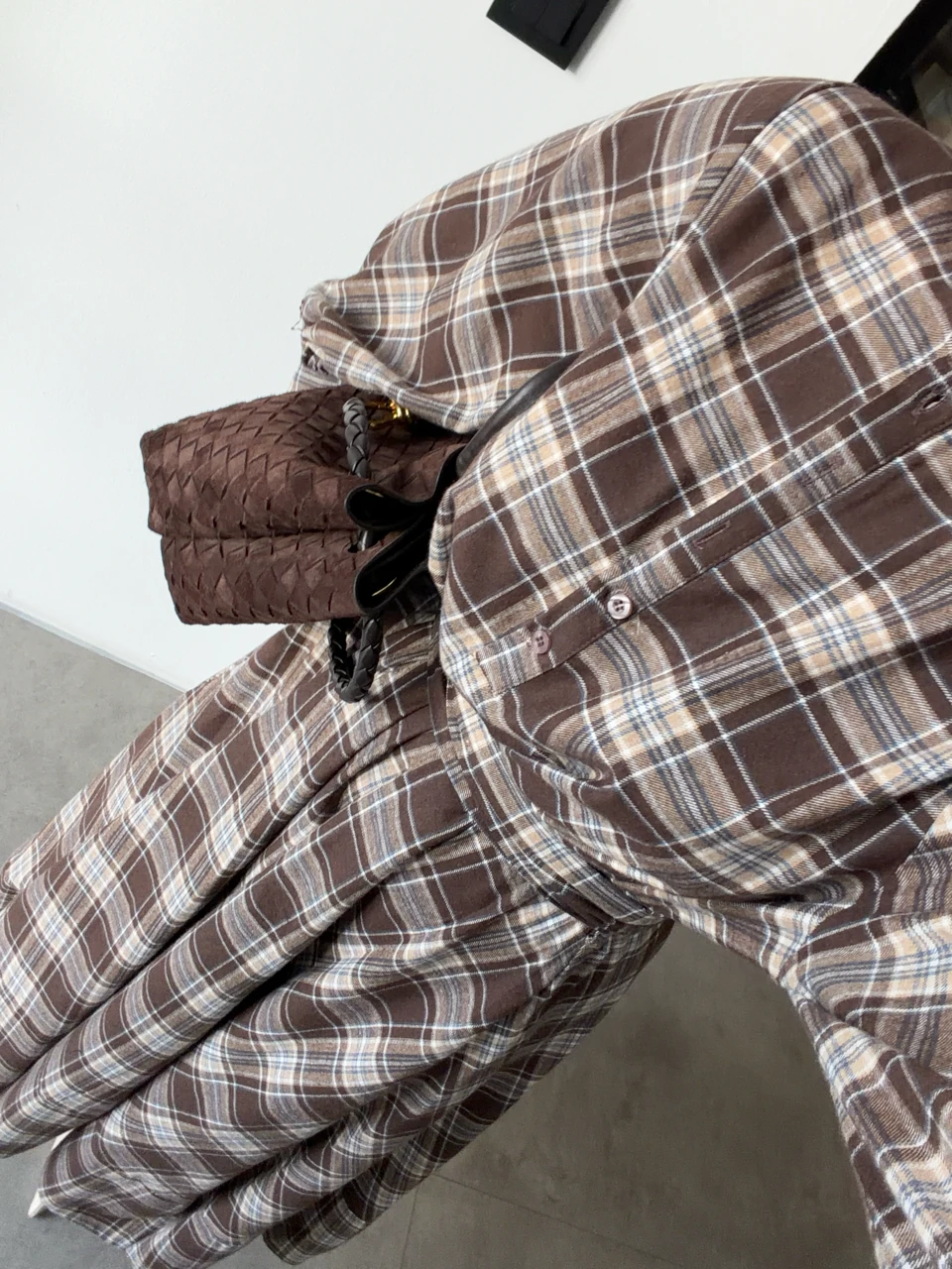 EKOSE DESENLİ DÜĞMELİ MAXİ ELBİSE