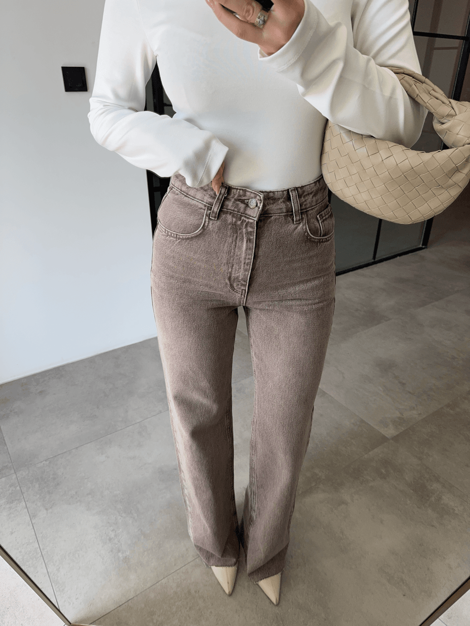 KESİK PAÇA KAHVERENGİ YIKAMALI JEAN