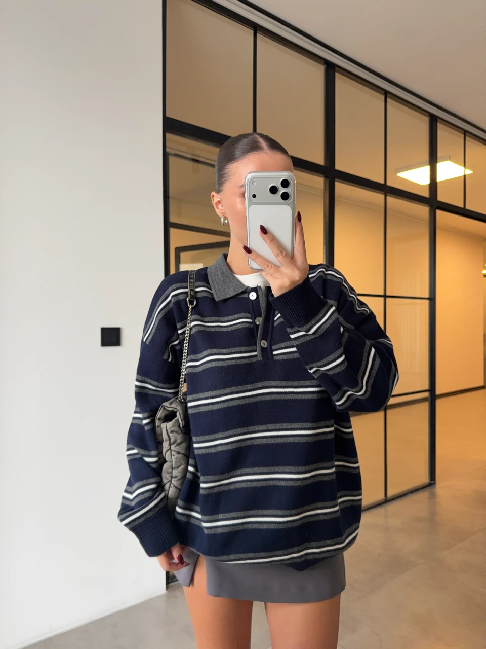 POLO YAKA LACİVERT ÇİZGİLİ KAZAK