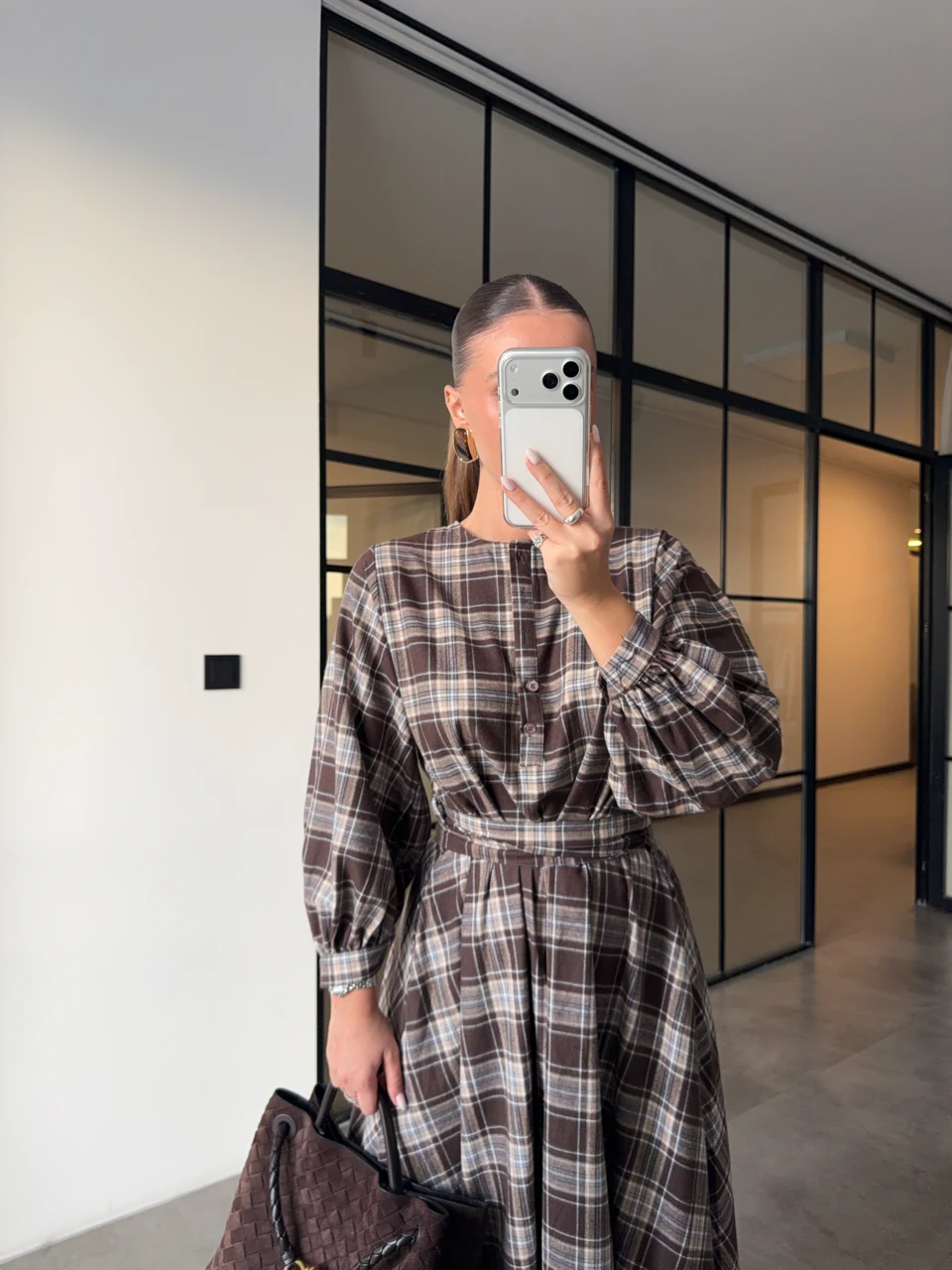 EKOSE DESENLİ DÜĞMELİ MAXİ ELBİSE