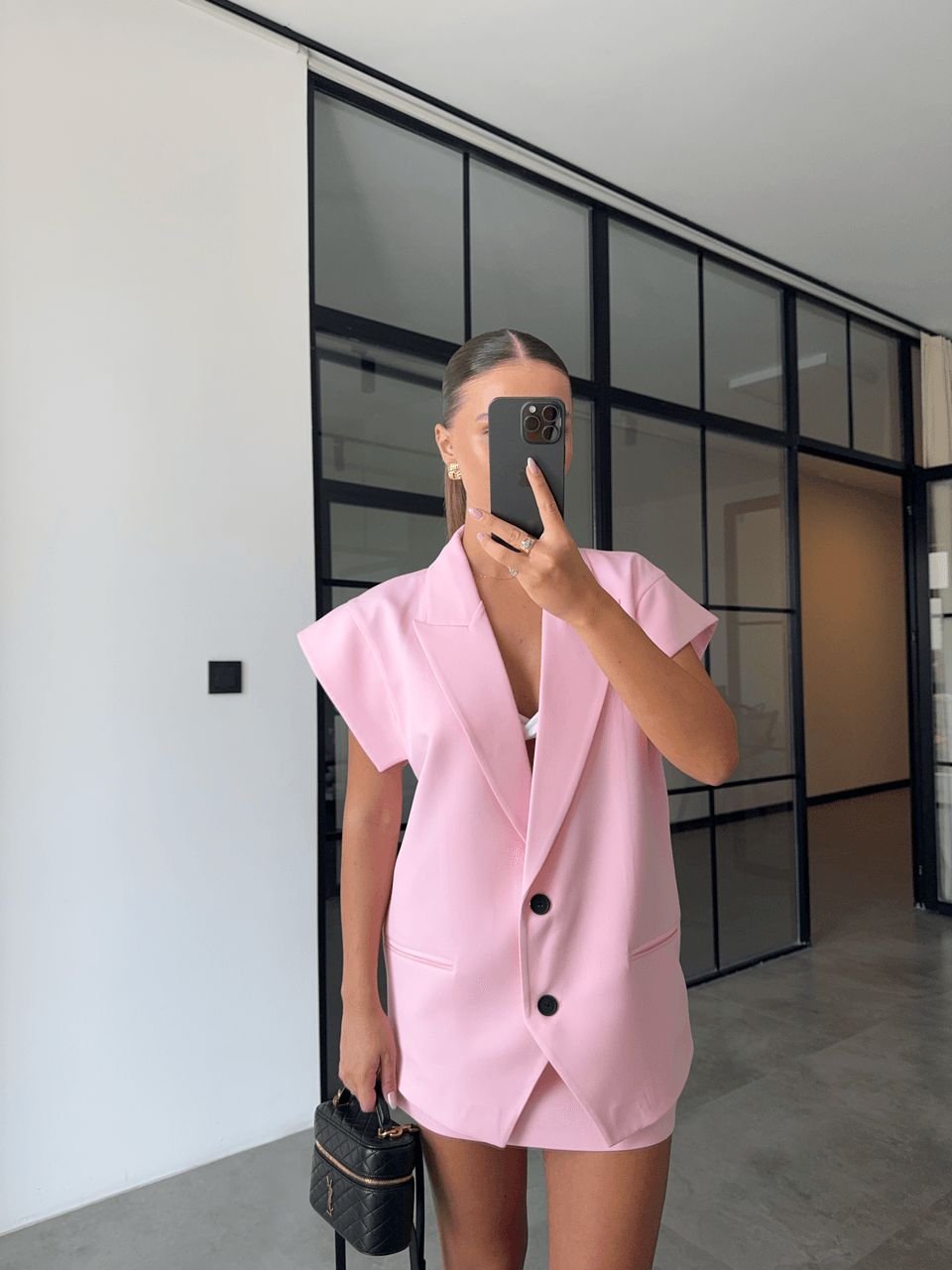TASARIM YELEK ETEK PEMBE TAKIM(ÖN SİPARİŞ ÜRÜNÜDÜR TAHMİNİ KARGOYA TESLİM TARİHİ 28 HAZİRAN)
