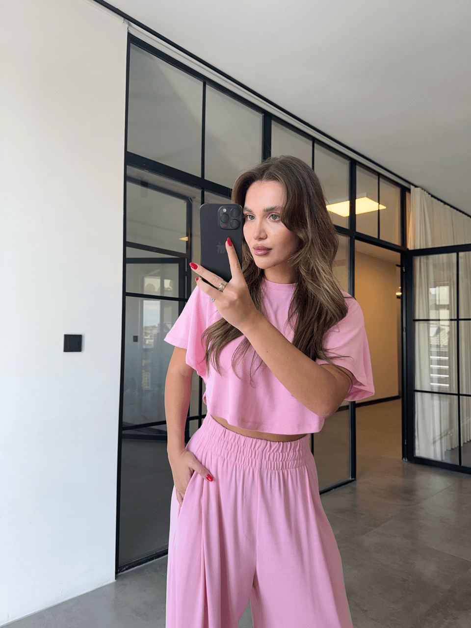 YARASA KOL MODAL KUMAŞ PEMBE CROP BLUZ