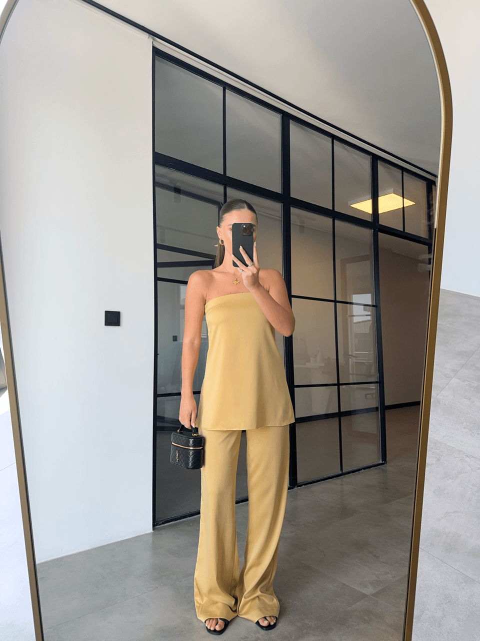 HARDAL SATEN STRAPLEZ BLUZ PANTOLON TAKIM
