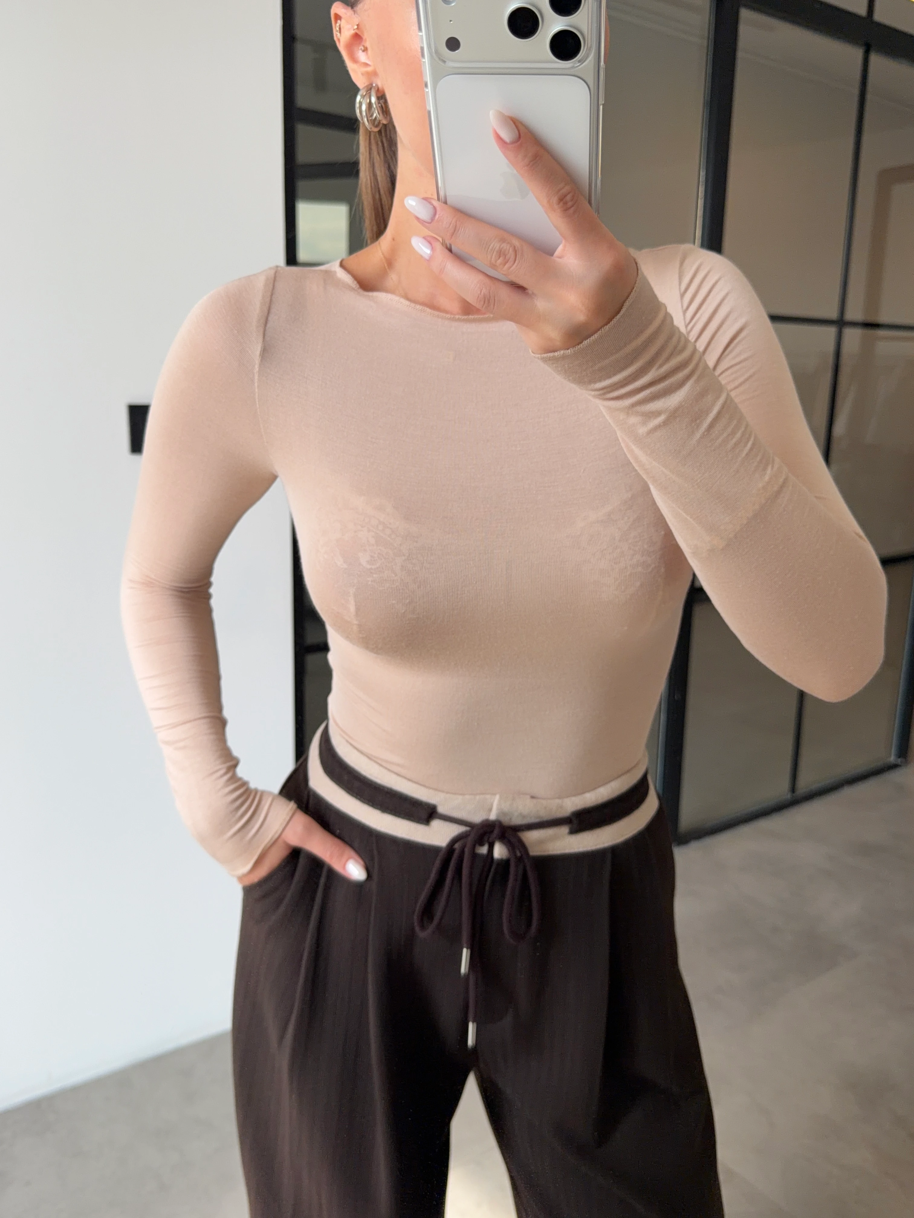 KAYIK YAKA BEJ RENGİ TRANSPARAN BLUZ