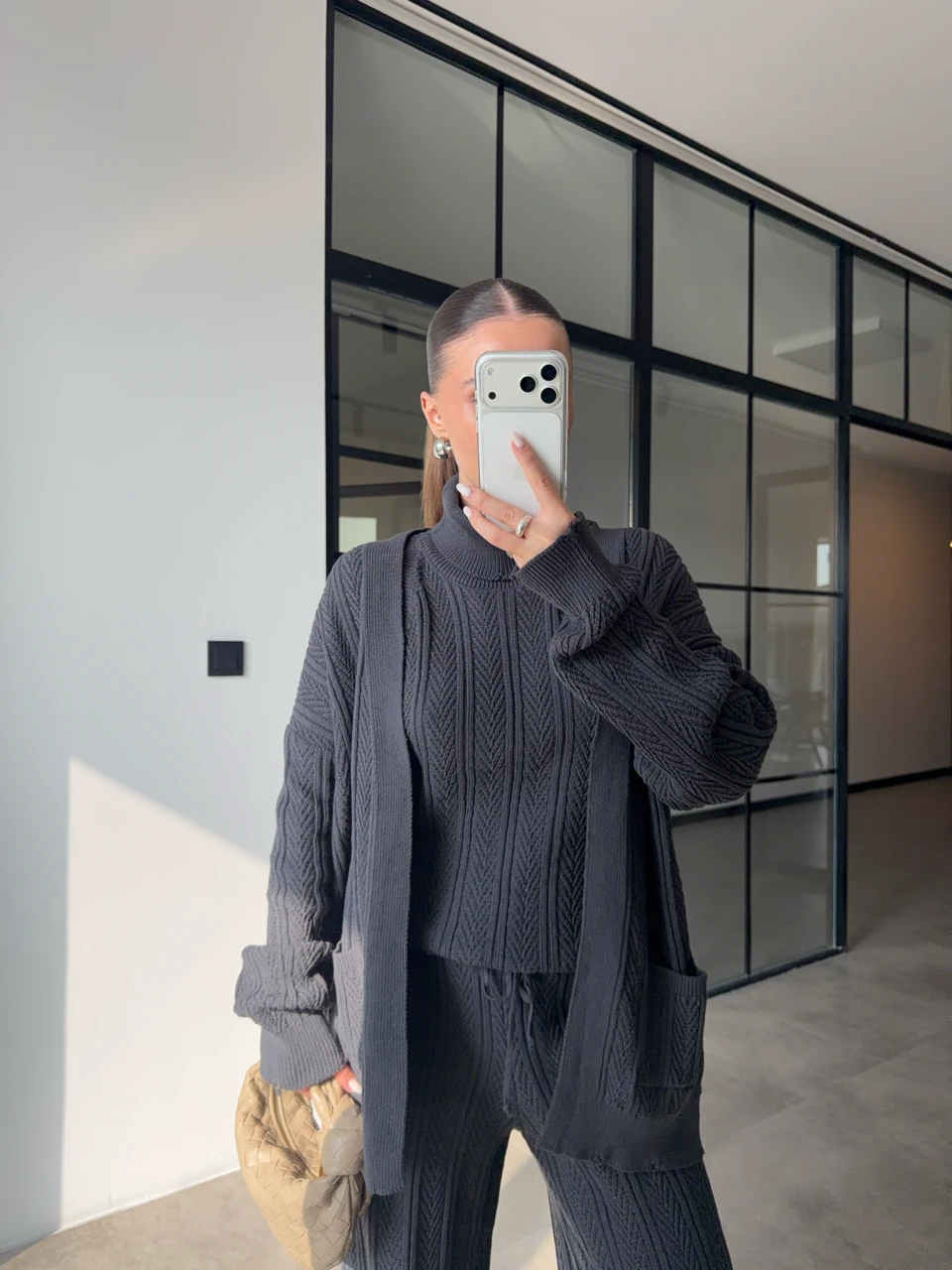 BOĞAZLI DESENLİ 3'LÜ ANTRASİT TRİKO TAKIM