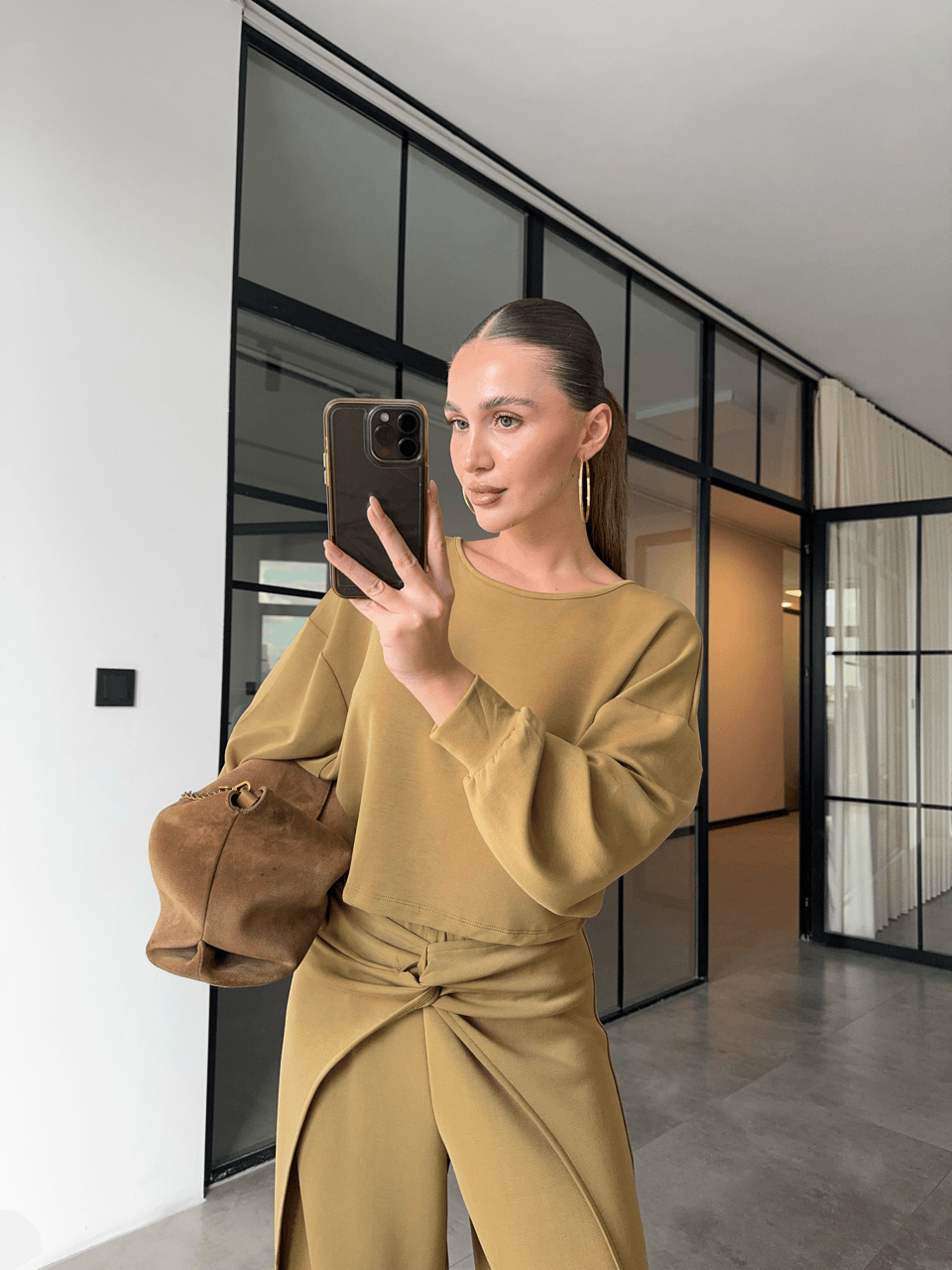 SIRT DEKOLTELİ SWEAT DÜĞÜMLÜ PANTOLON YAĞ YEŞİLİ MODAL TAKIM