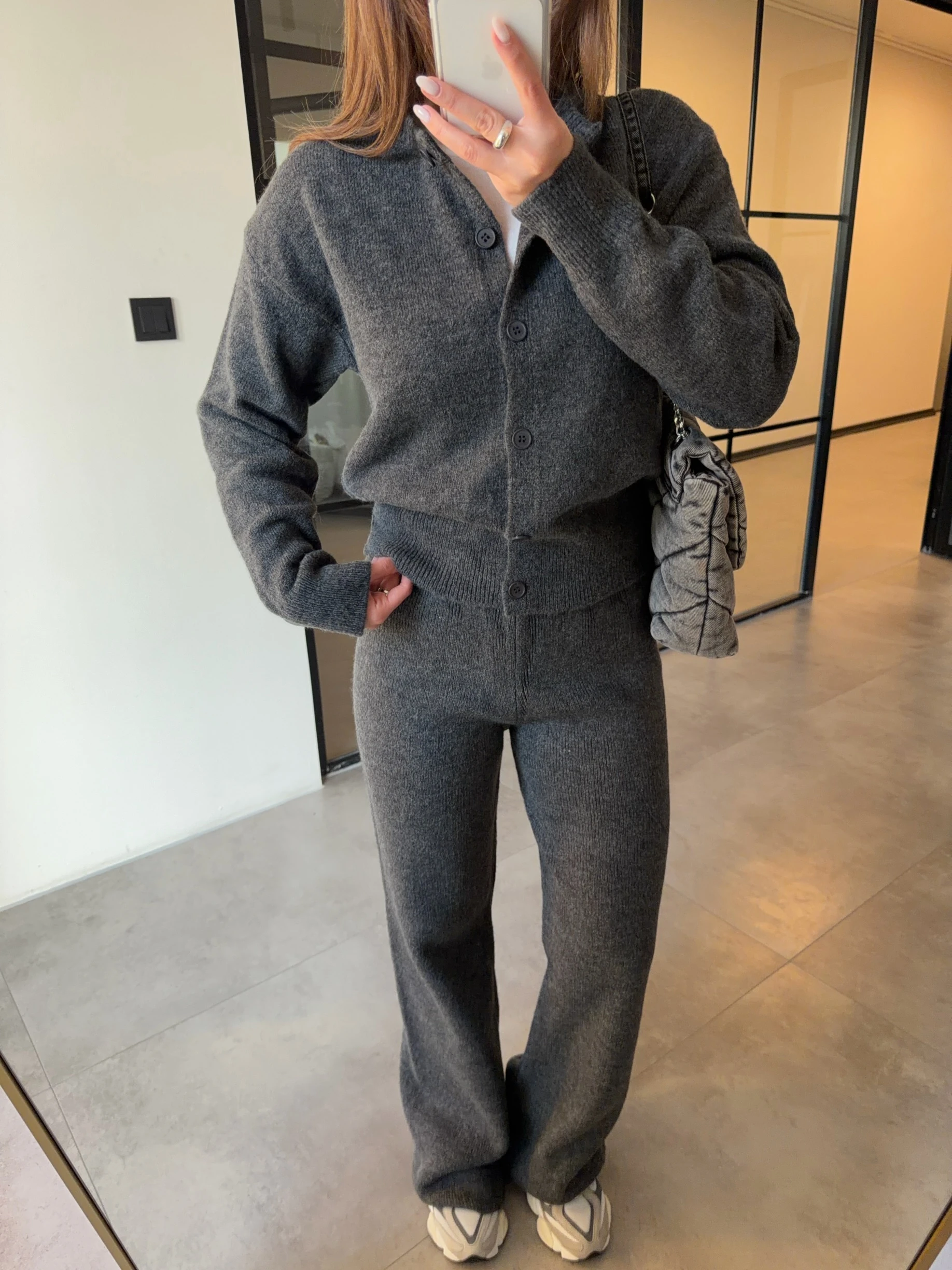 ANTRASİT BİSİKLET YAKA DÜĞMELİ HIRKA PANTOLON TRİKO TAKIM