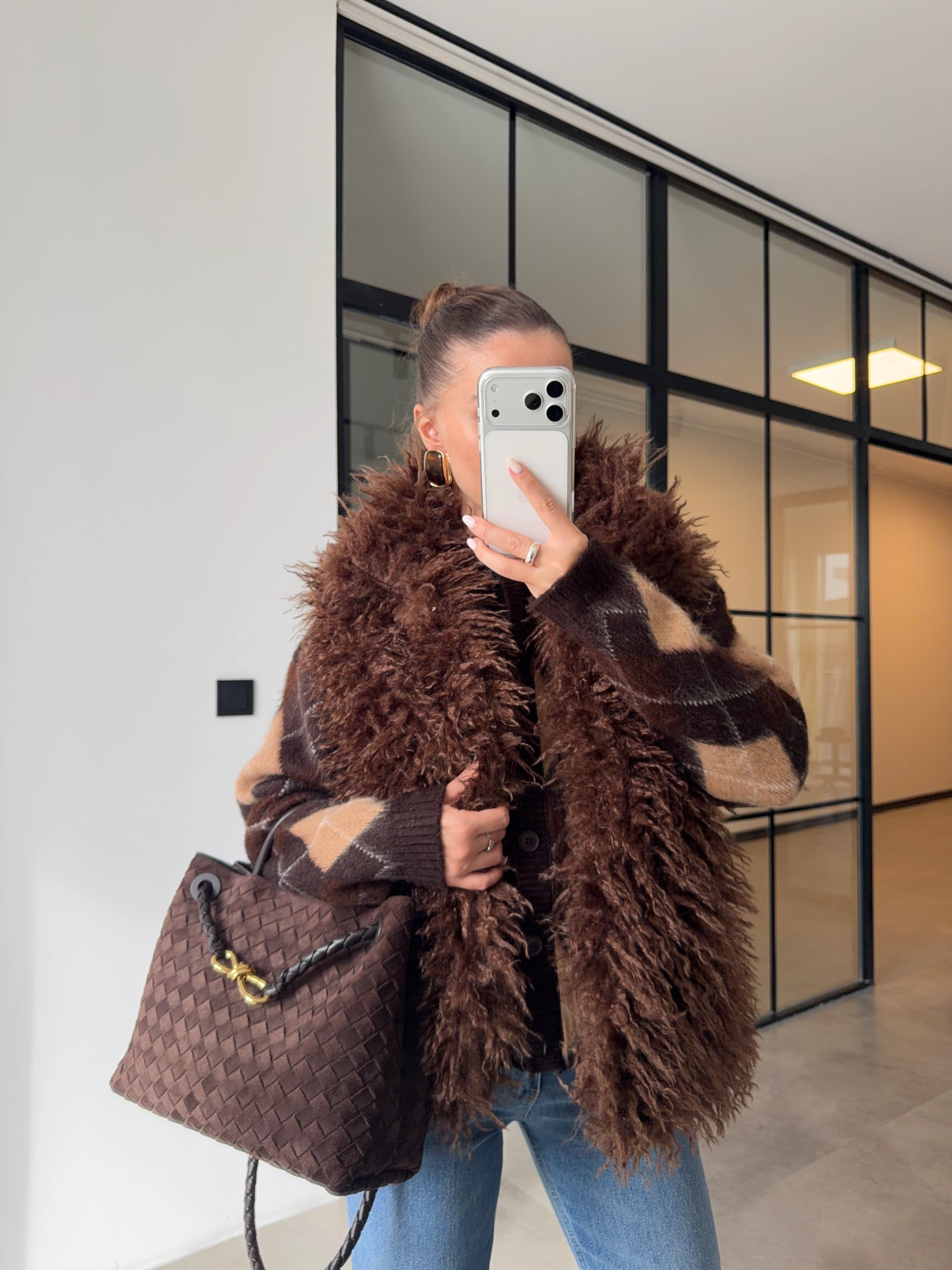 KAHVERENGİ PELUŞ KÜRK YELEK