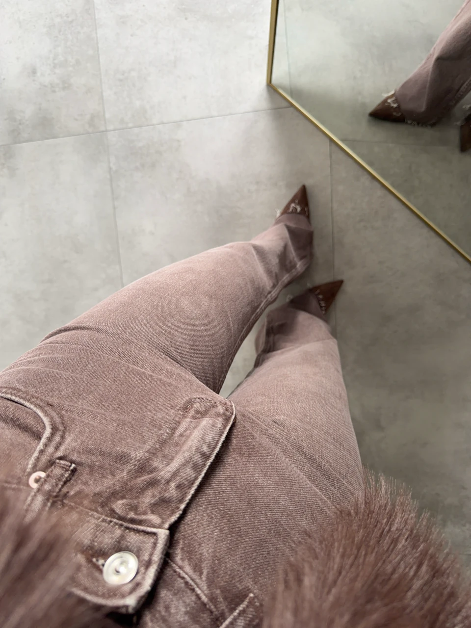 KESİK PAÇA KAHVE YIKAMALI JEAN