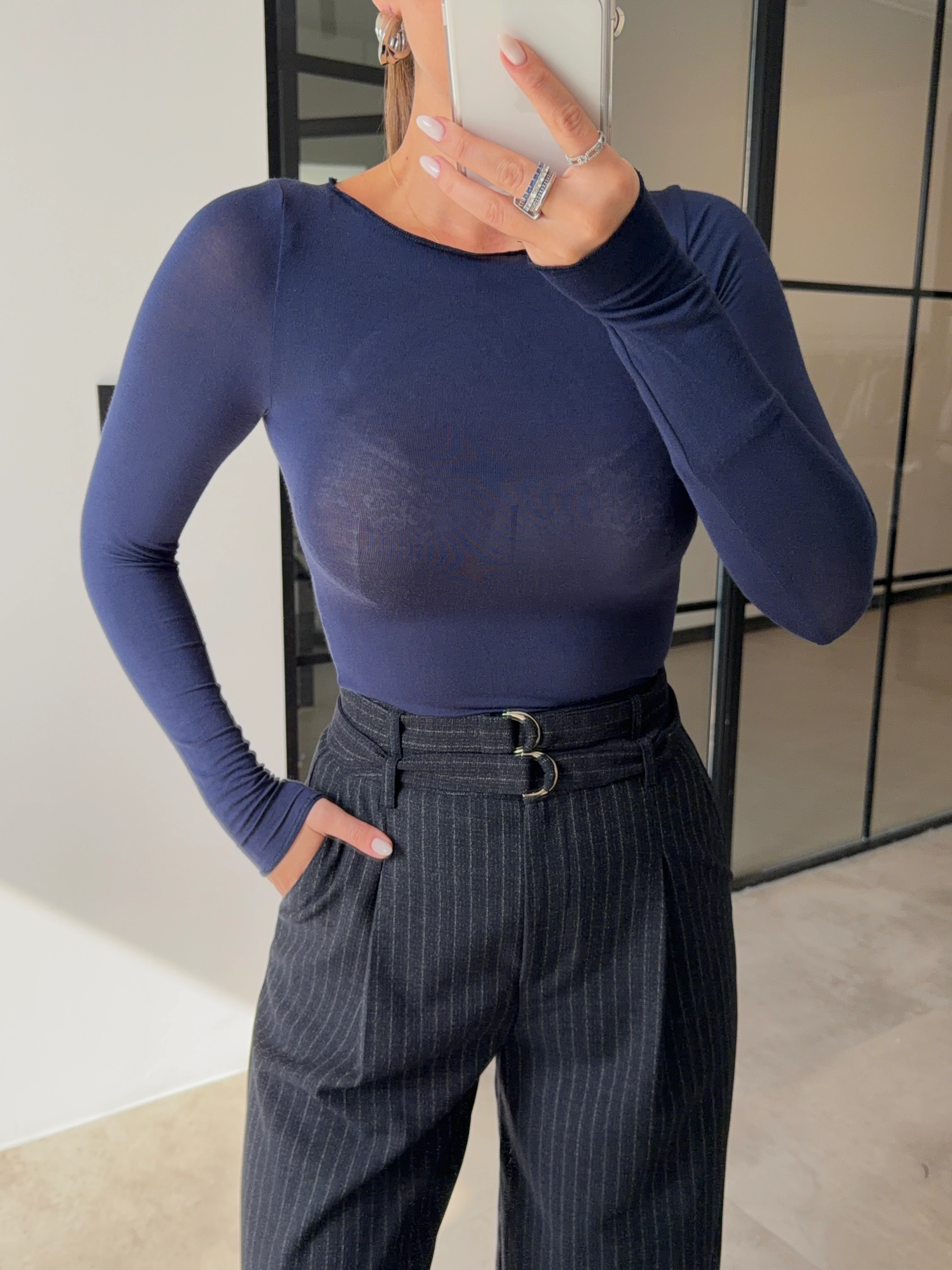 KAYIK YAKA LACİVERT TRANSPARAN BLUZ