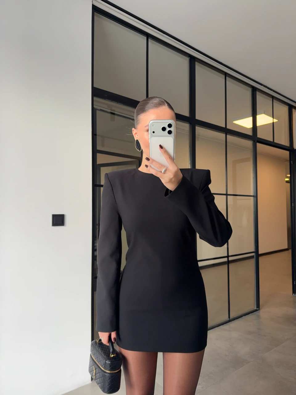 VATKALI SİYAH MİNİ ELBİSE