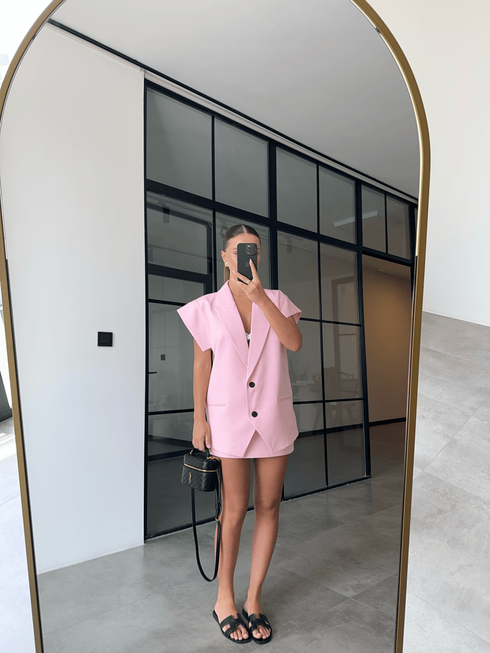 TASARIM YELEK ETEK PEMBE TAKIM(ÖN SİPARİŞ ÜRÜNÜDÜR TAHMİNİ KARGOYA TESLİM TARİHİ 28 HAZİRAN)