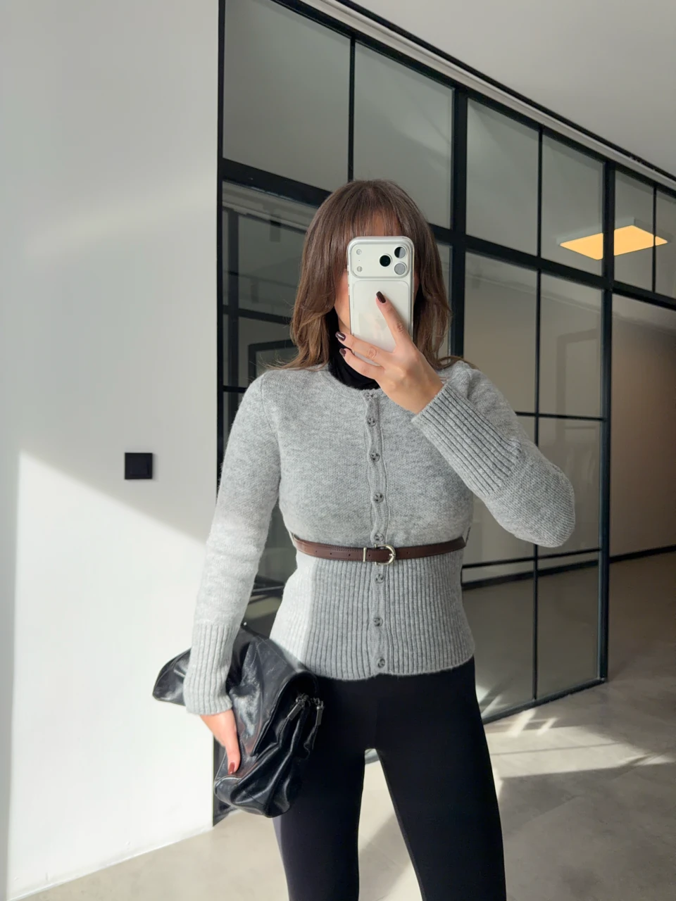 KEMERLİ DÜĞMELİ TRİKO KAZAK - Gri