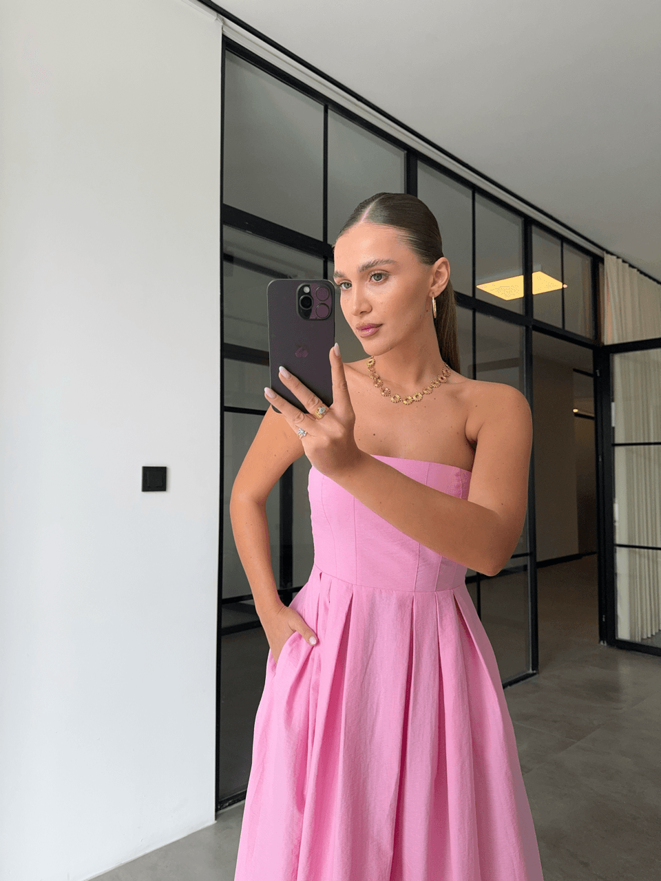 STRAPLEZ PEMBE PARAŞÜT KUMAŞ CEPLİ ELBİSE