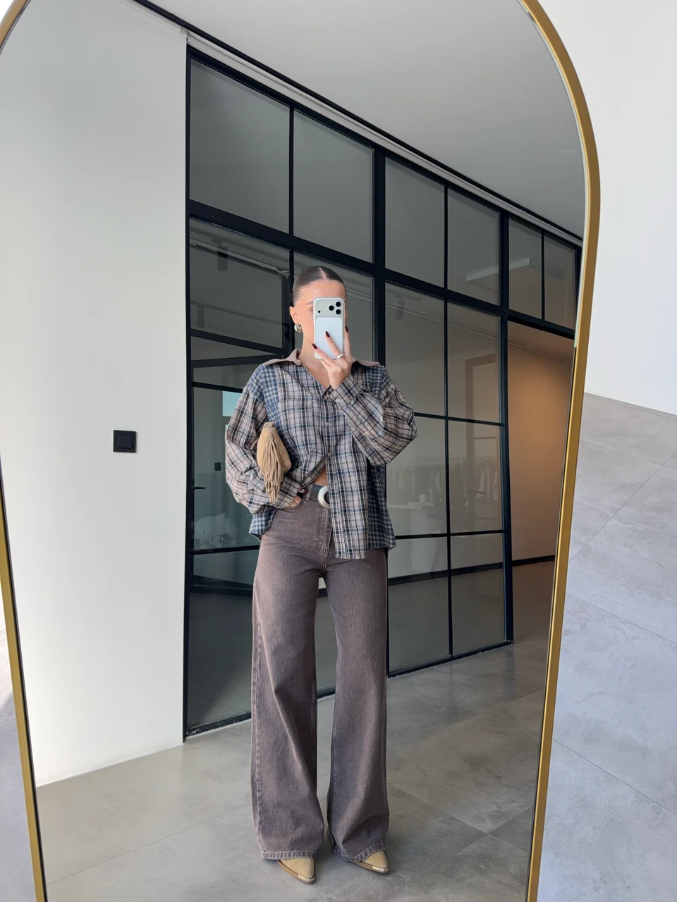 KADİFE YAKALI EKOSELİ GÖMLEK