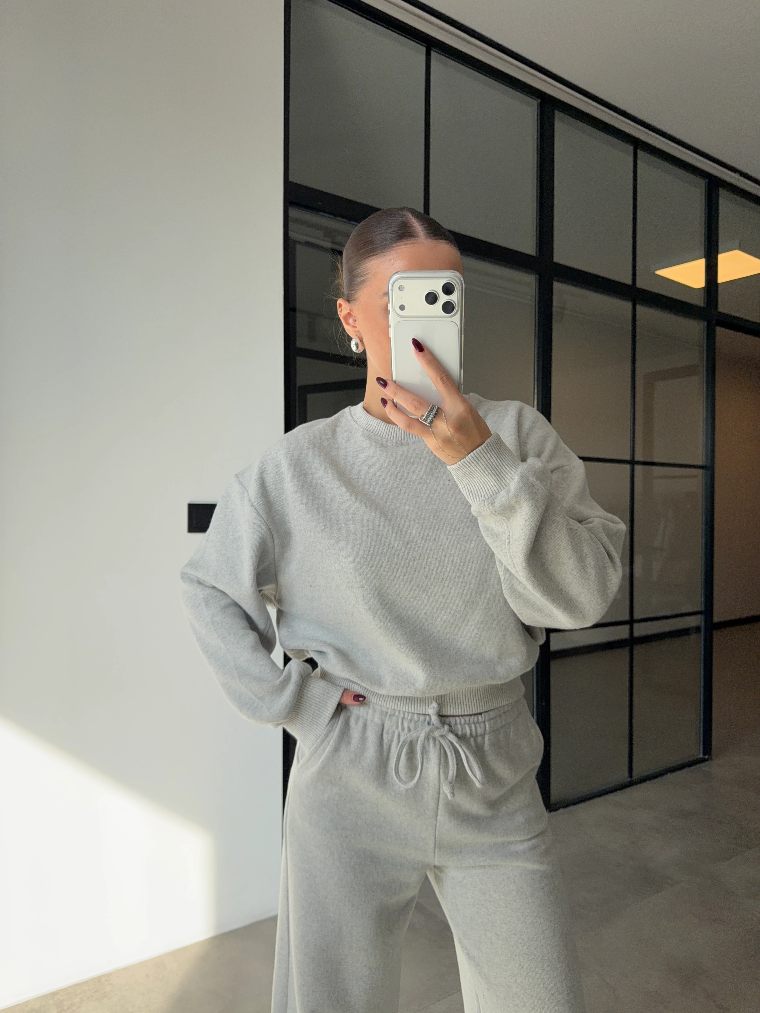 BİSİKLET YAKA GRİ SELANİK KUMAŞ TAKIM