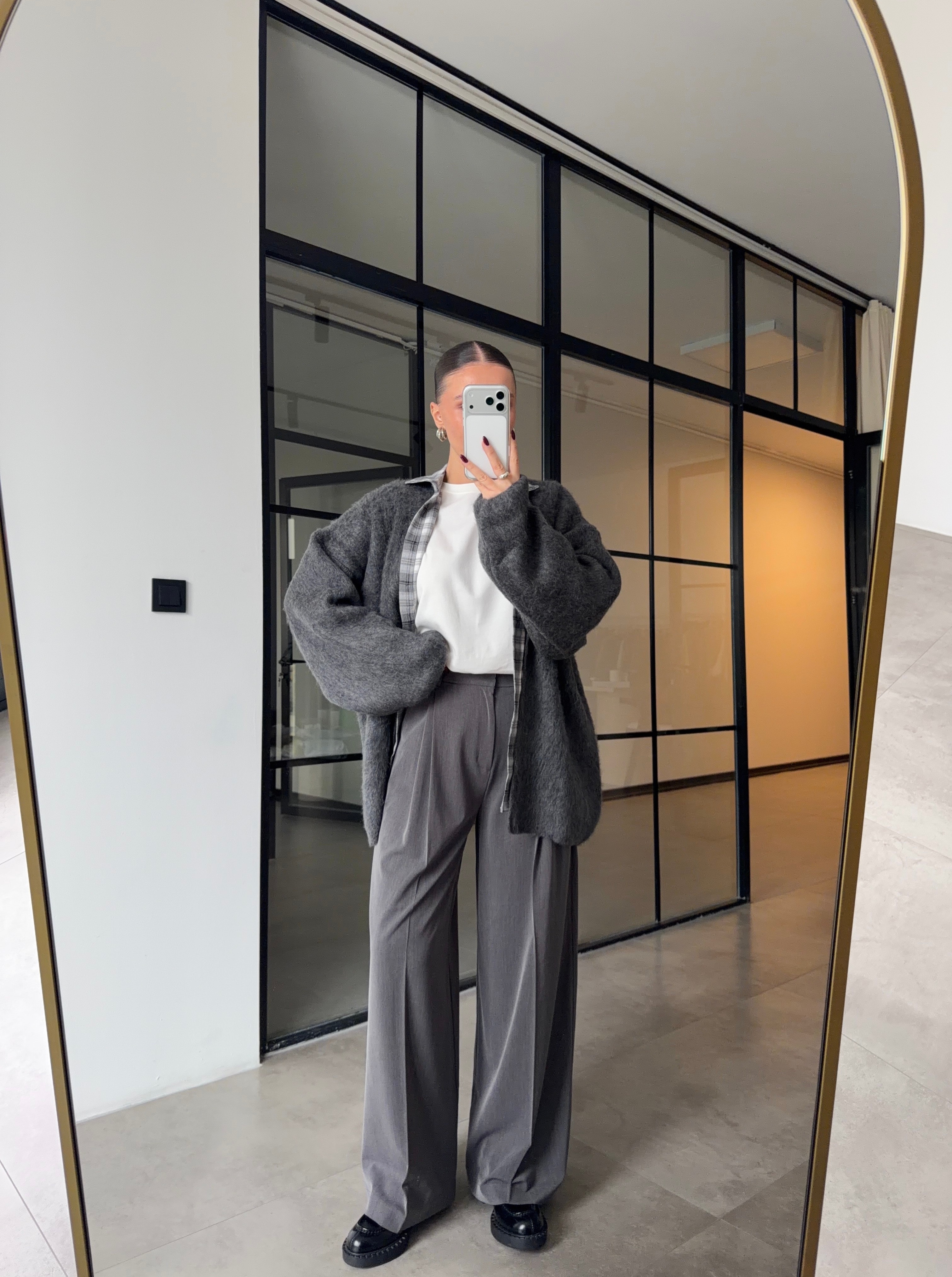 KISA PAÇA ANTRASİT ÇİFT PİLELİ PALAZZO