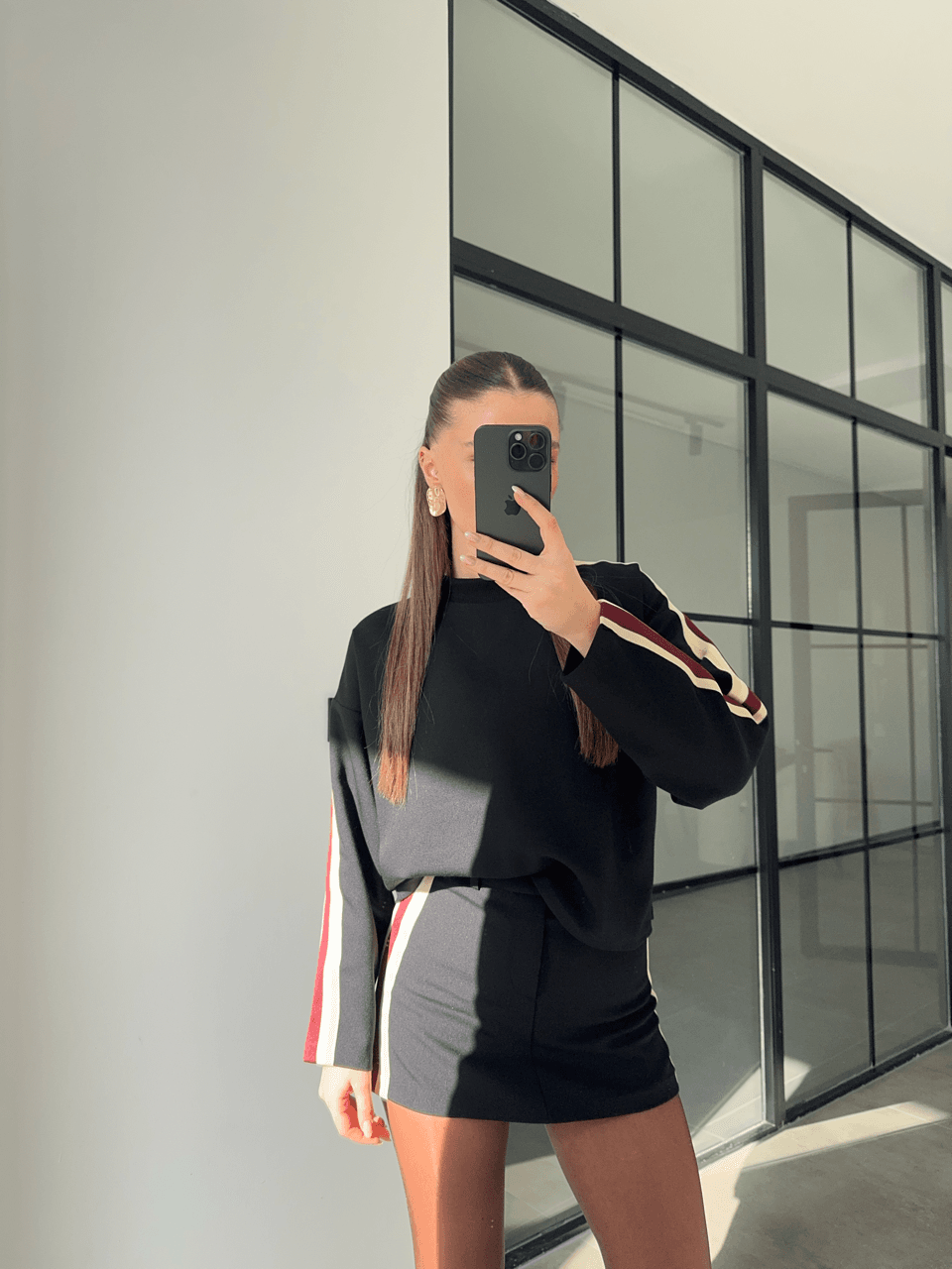 ŞERİT DETAYLI ŞORT ETEK SWEATSHİRT TAKIM 