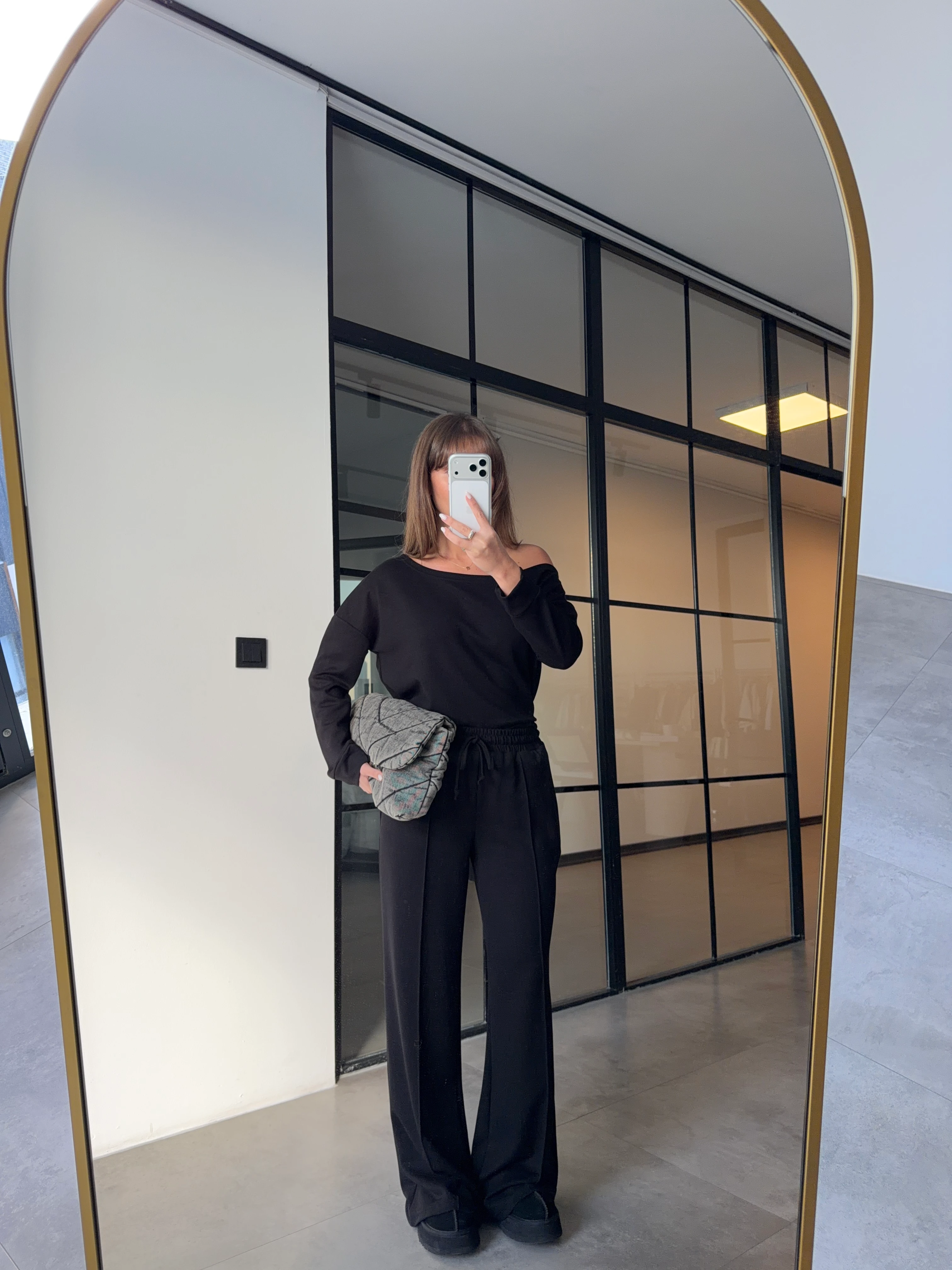 DÜŞÜK OMUZ SİYAH MODAL TAKIM