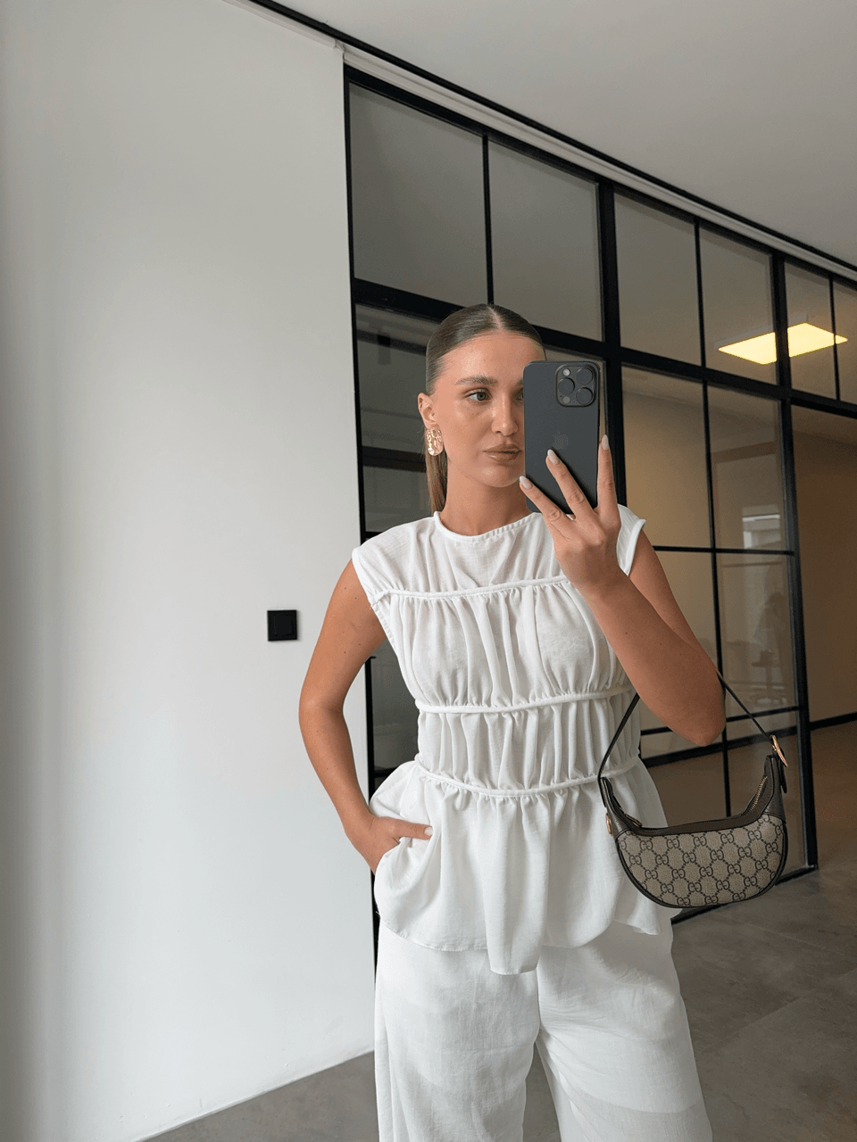 BÜZGÜLÜ BLUZ PANTOLON BEYAZ TAKIM